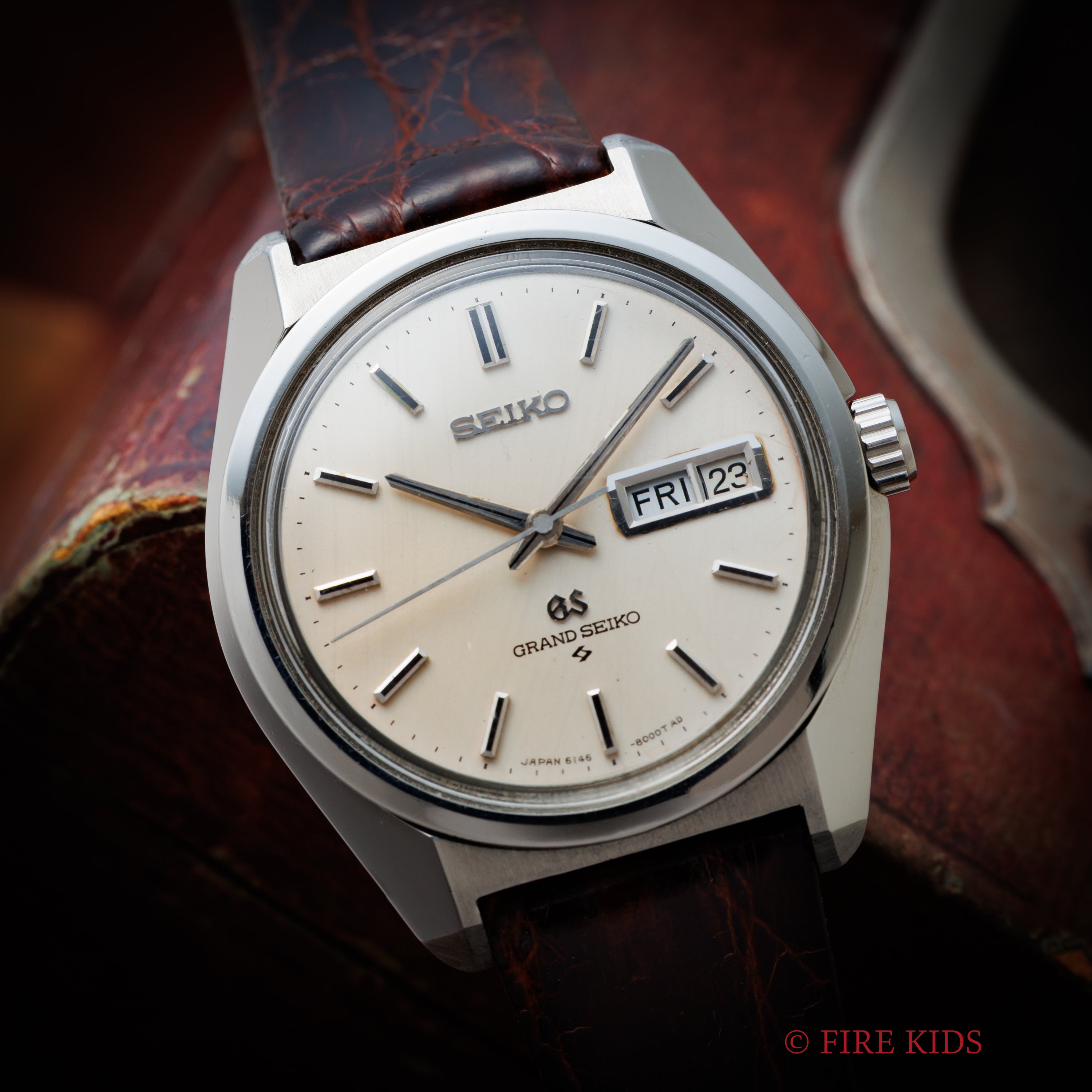 グランドセイコー 1968年製 デイデイト 自動巻き Ref.6146-8000 36000振動 61GS 初期型 純正尾錠付き