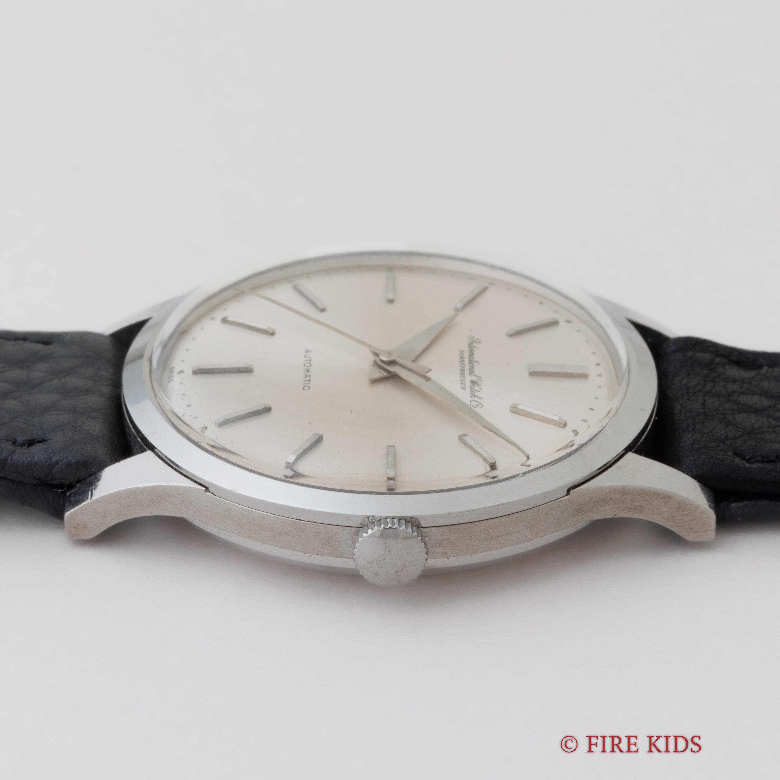 IWC 36mmビッグケース ノンデイト 1963年製 自動巻き Ref.647A Cal.853