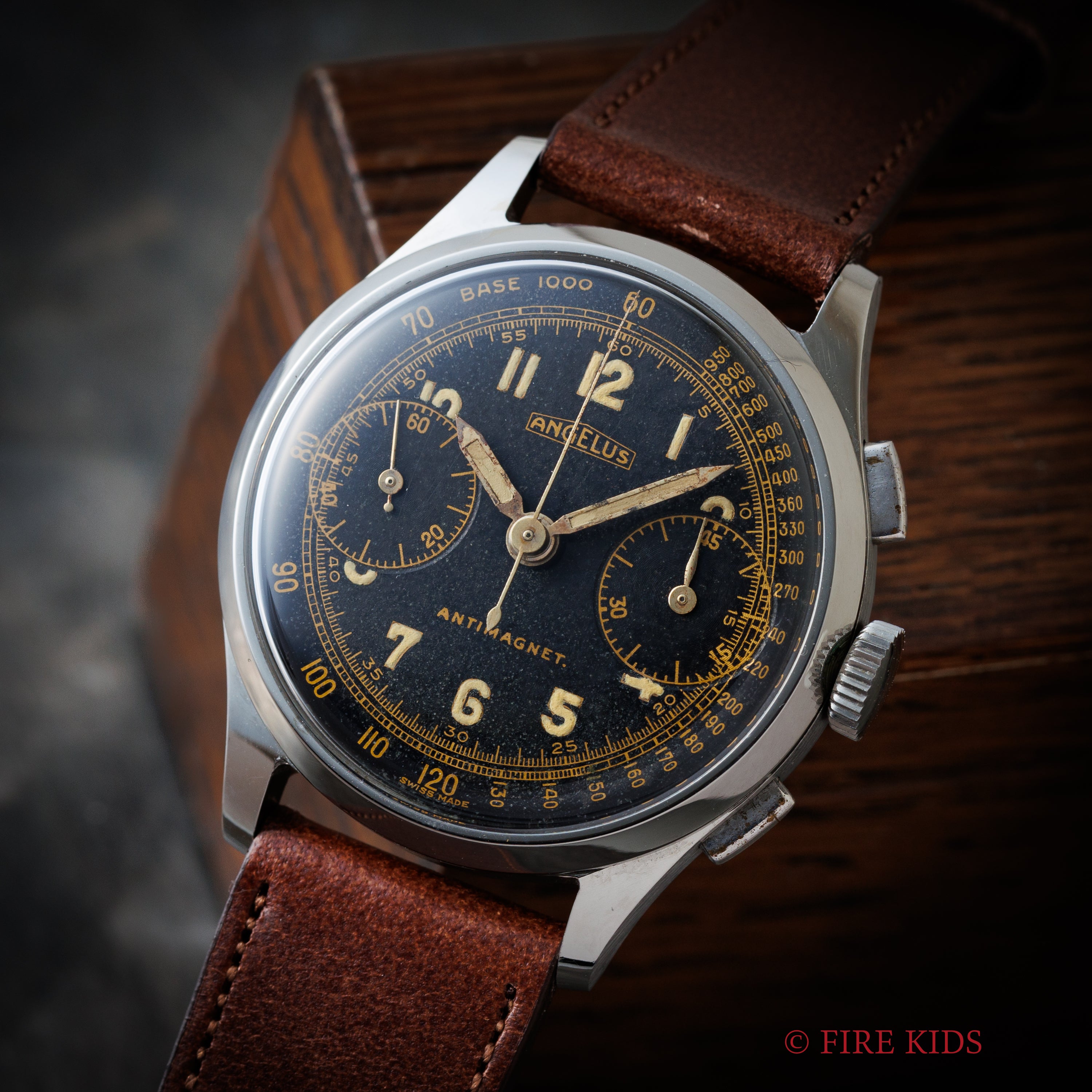 アンジェラス 2レジスター クロノグラフ 1940年代製 オリジナルブラックダイヤル 手巻き Cal.215