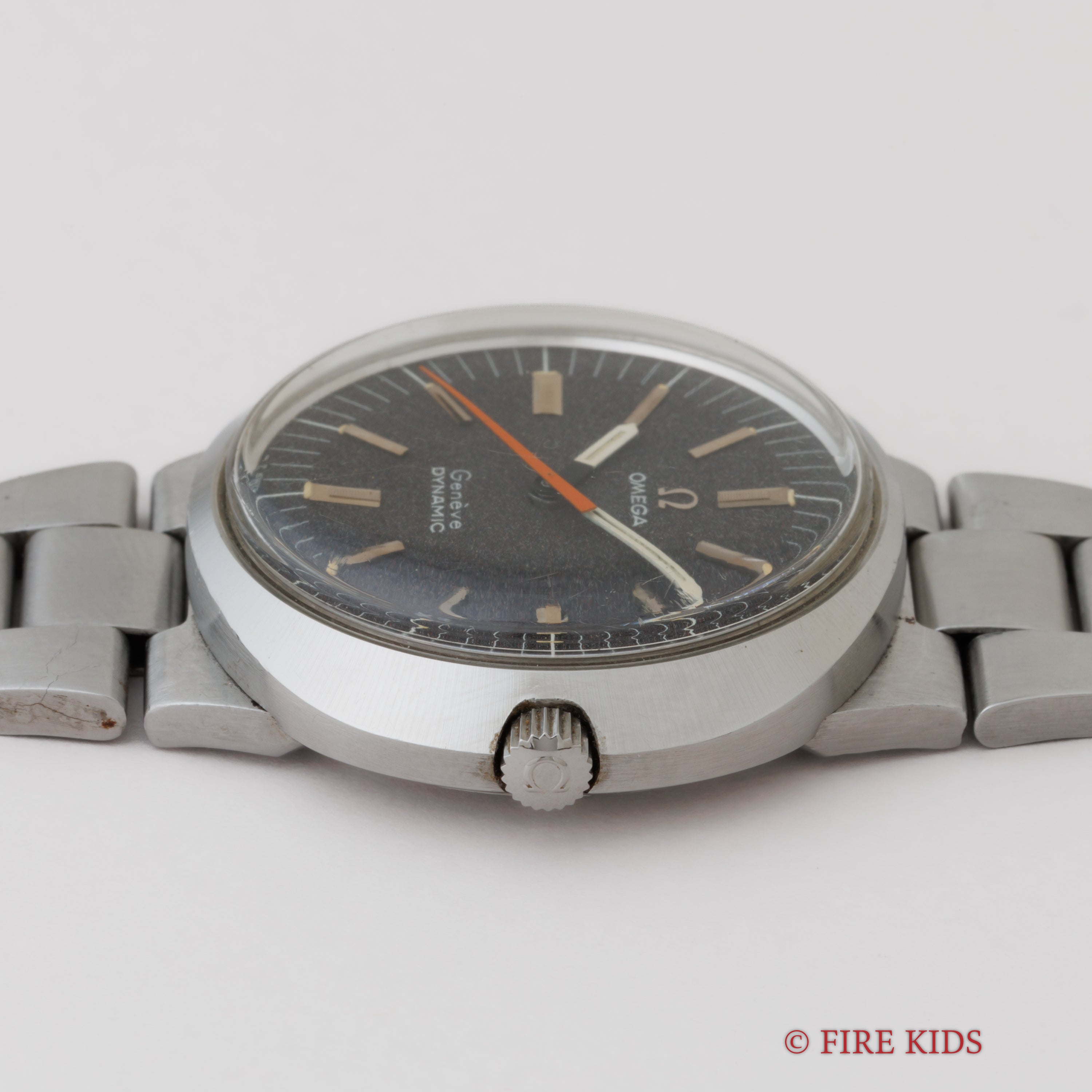 オメガ ジュネーブ ダイナミック 1969年製 ノンデイト 手巻き 純正ブレス付き