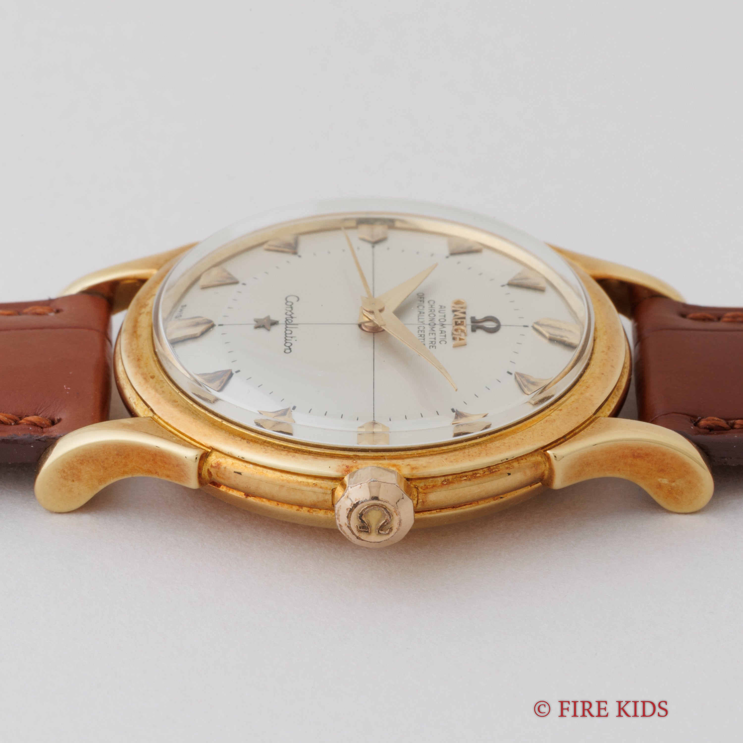 オメガ 18金無垢コンステレーション 12角 ハートインデックス 1956年製 クロノメーター自動巻き Cal.501