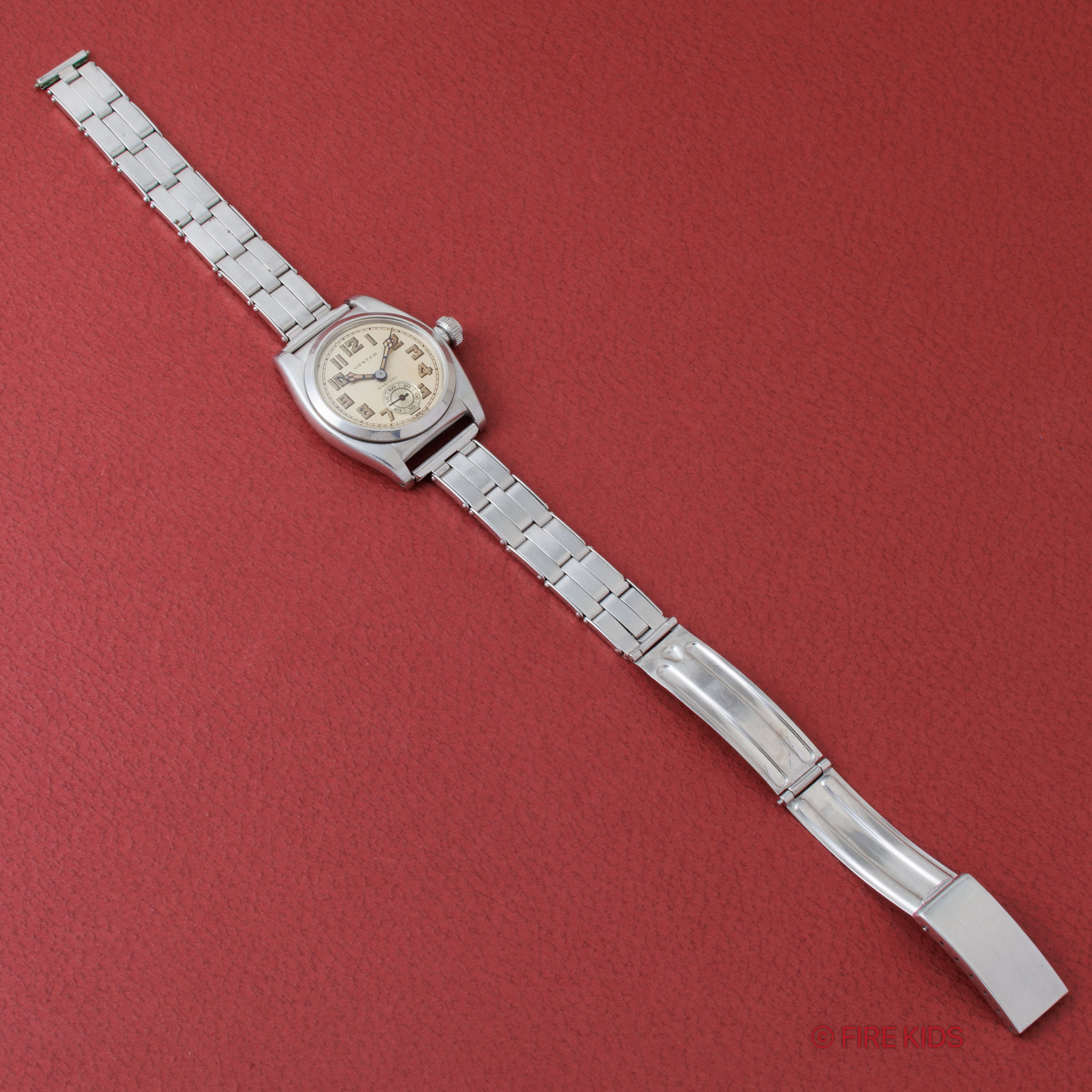 オイスターウォッチカンパニー マルコーニ フラットバック 1939年製 スモールセコンド手巻 Cal.59 GFブレス