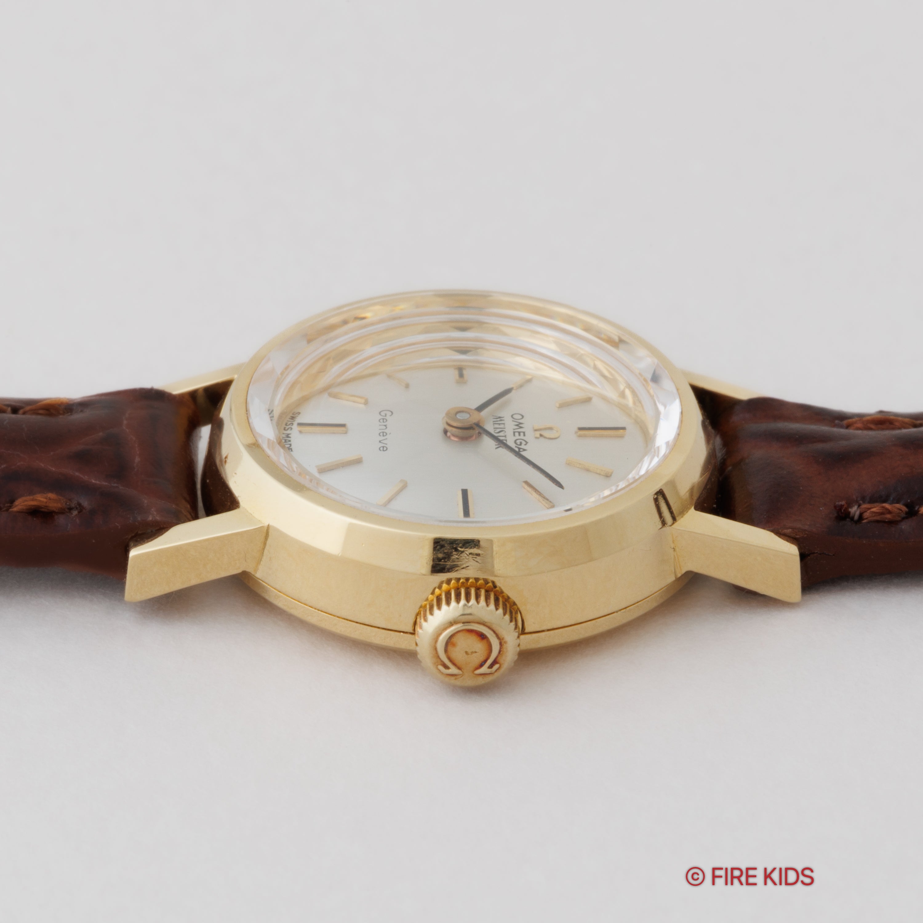 オメガ ジュネーブ マイスターWネーム レディース 18金無垢 1967年製 手巻き カットガラス Ref.511.122