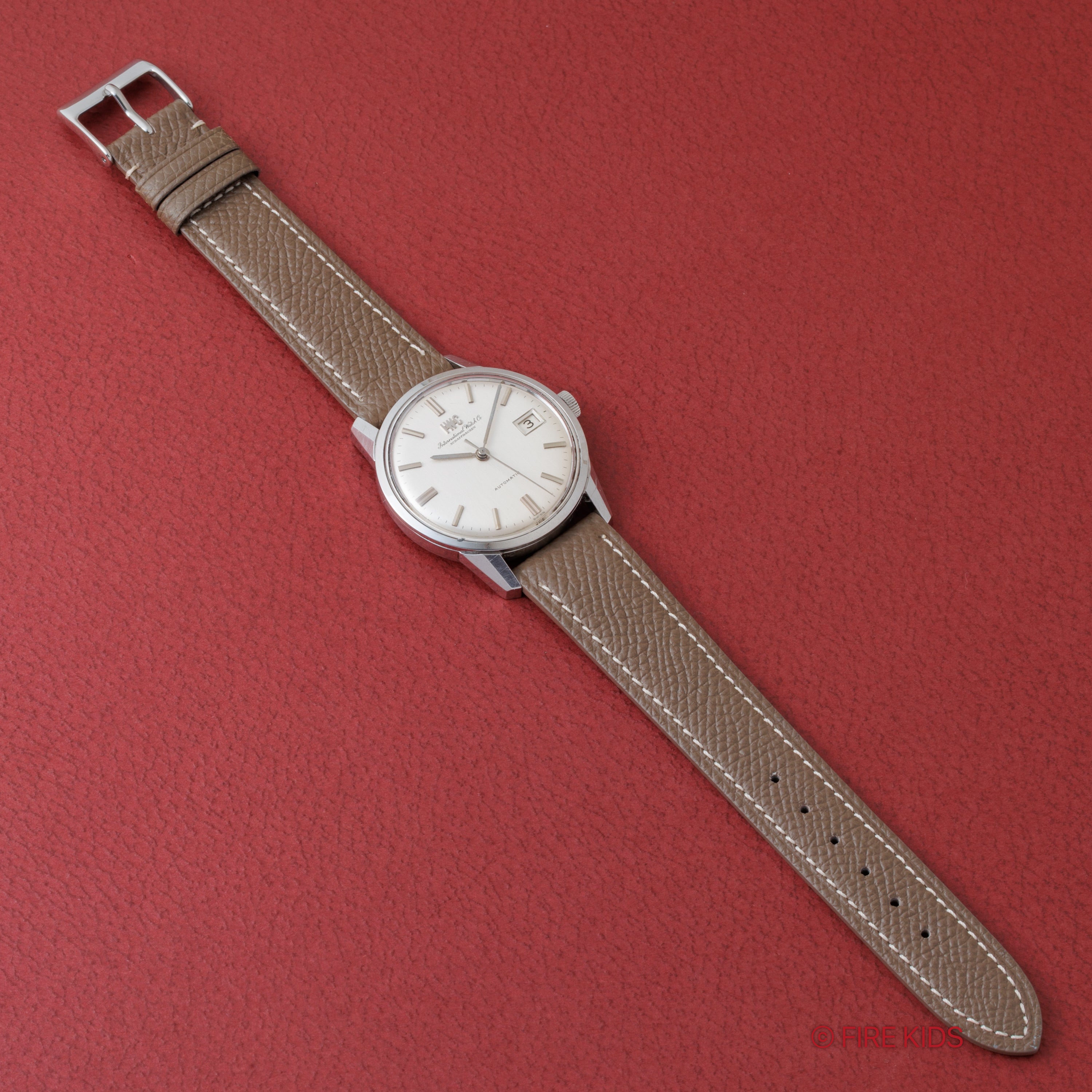 IWC ラウンドケース 1970年製(昭和45年製)ペラトン式自動巻 Ref.R810AD シルバーダイヤル