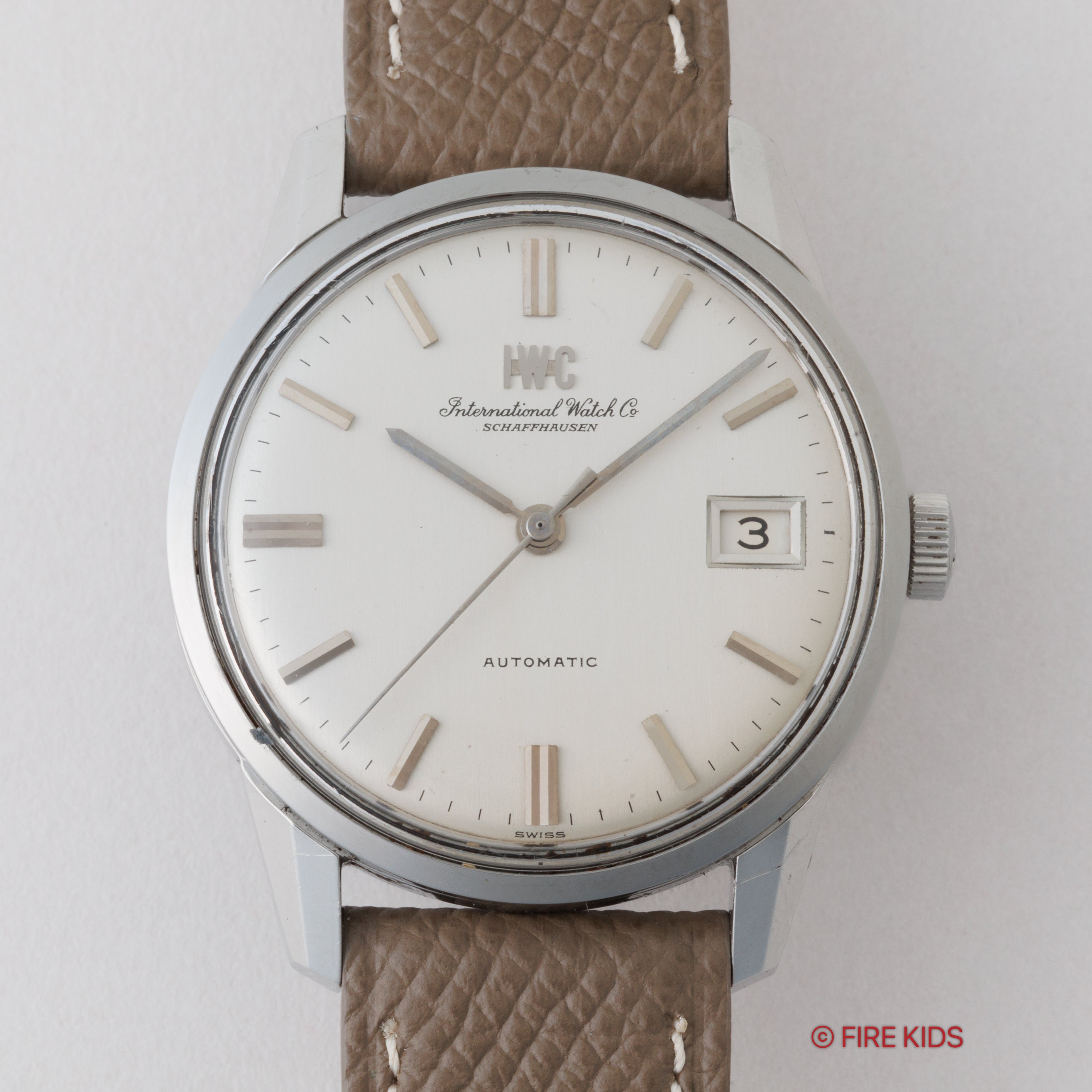 IWC ラウンドケース 1970年製(昭和45年製)ペラトン式自動巻 Ref.R810AD シルバーダイヤル