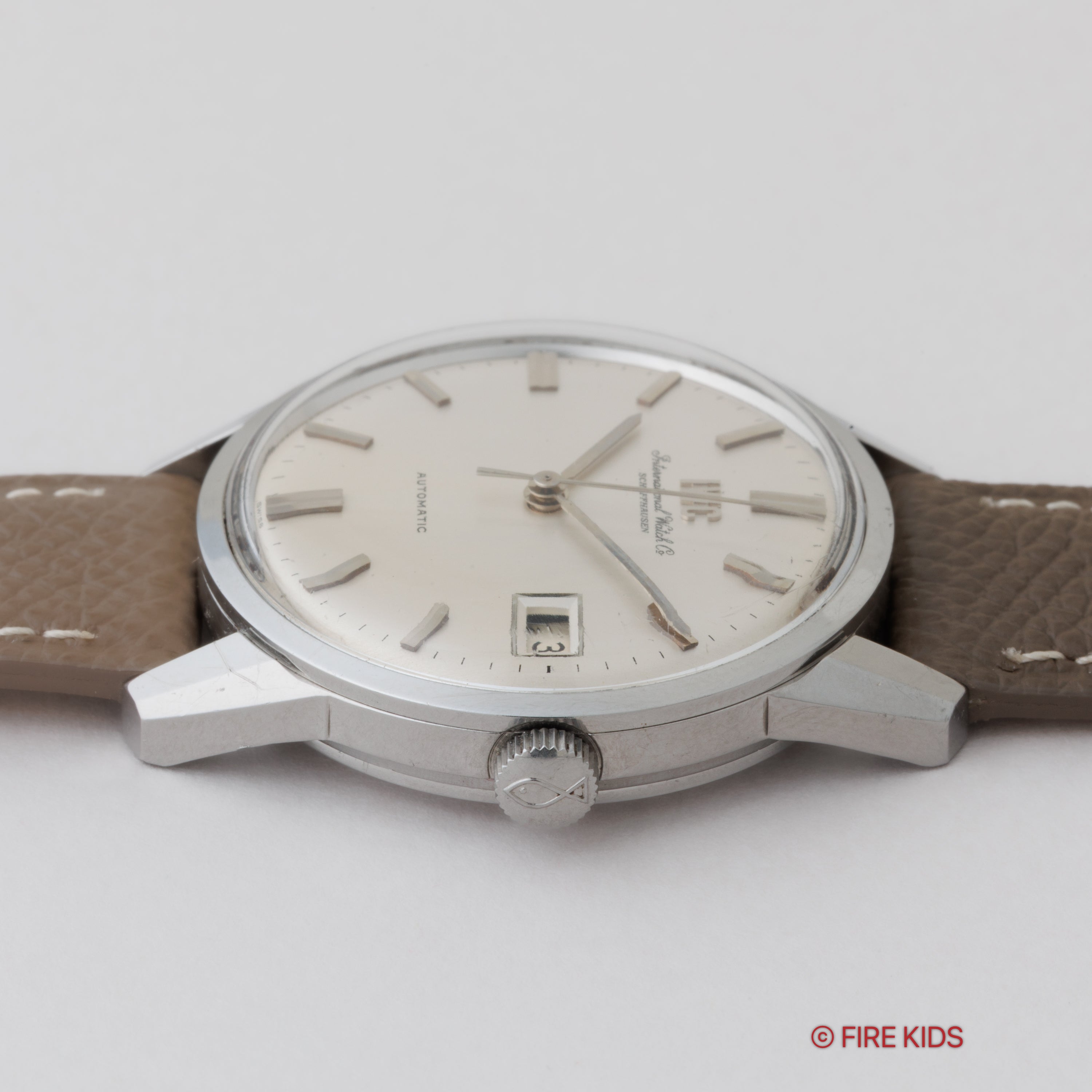 IWC ラウンドケース 1970年製(昭和45年製)ペラトン式自動巻 Ref.R810AD シルバーダイヤル