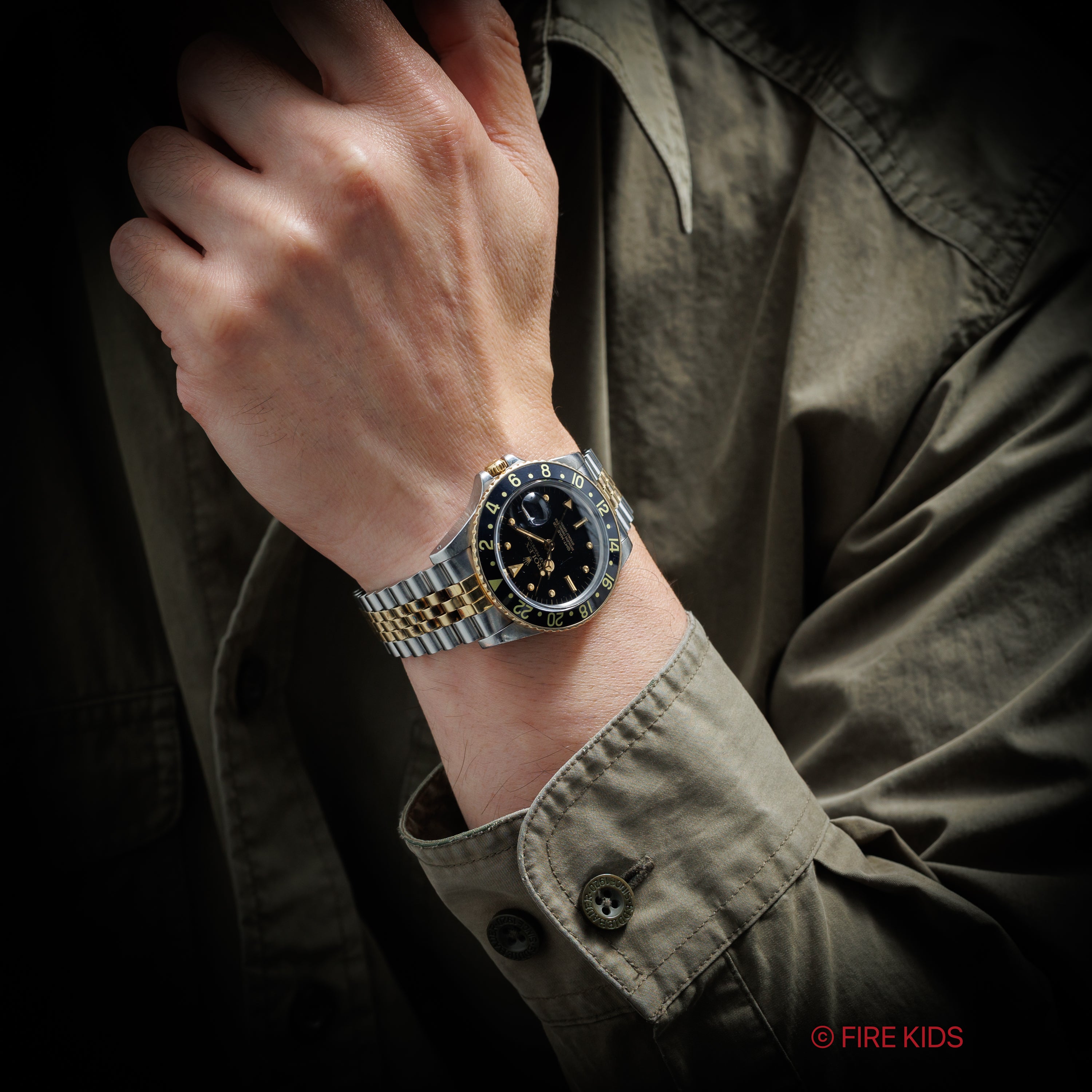 ロレックス 1981年製 GMTマスター コンビ フジツボブラックダイヤル Ref.16753 純正ジュビリーブレス