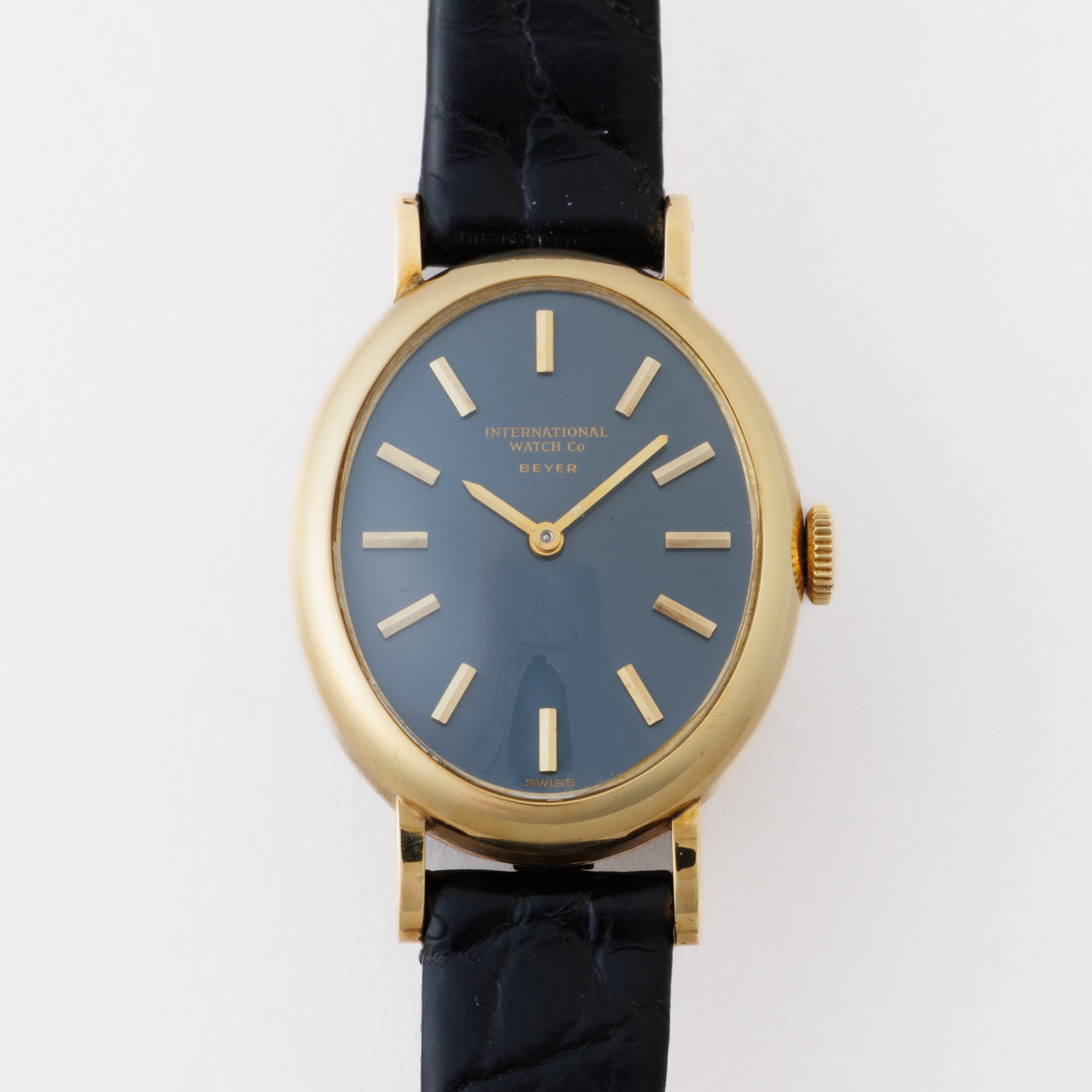 IWC 18金無垢オーバルケース BEYERダブルネーム 1976年製 ブルーグレーダイヤル 手巻きCal.412
