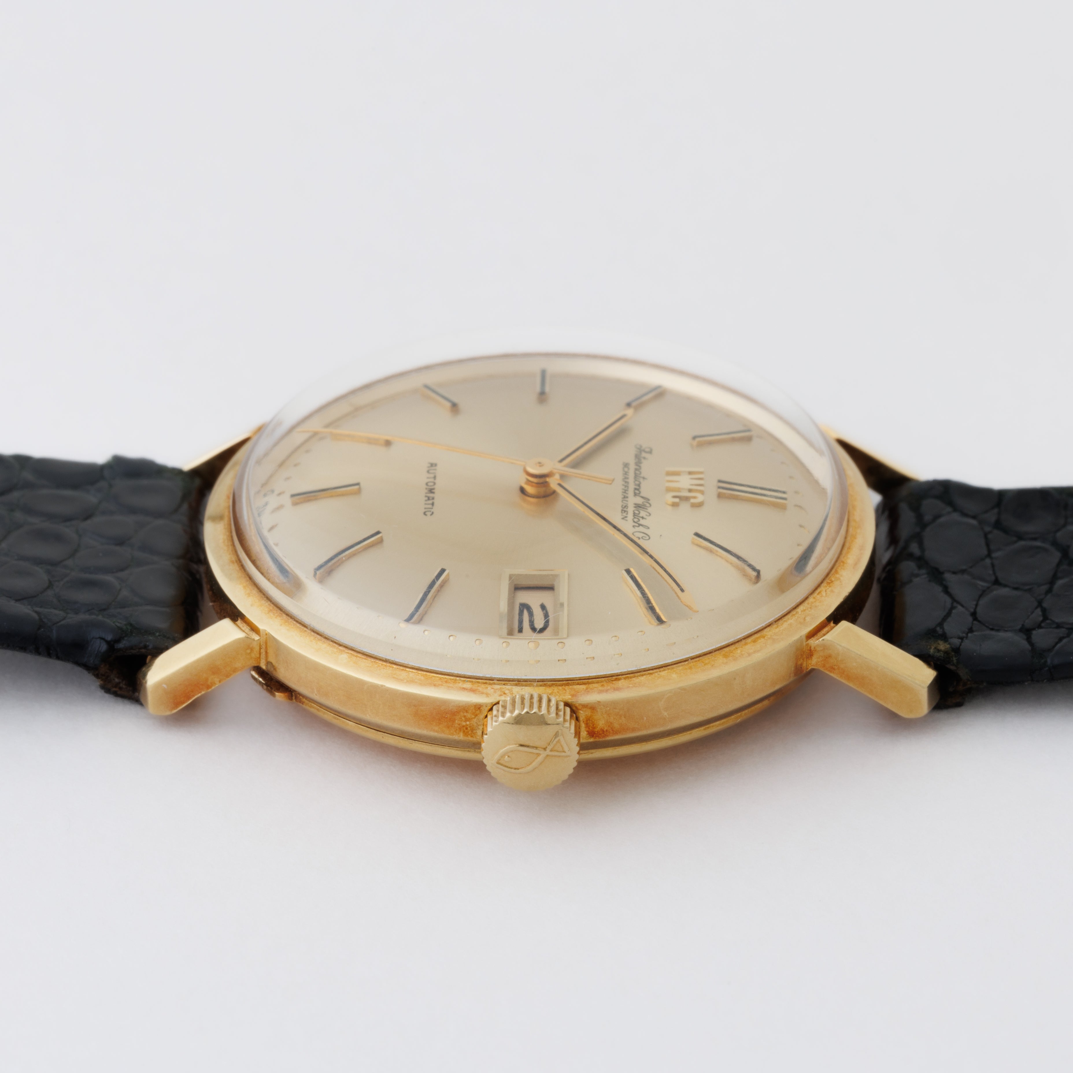 IWC 18金無垢オートマチック 1977年製 ペラトン式自動巻 Cal.8541B 純正GF尾錠付き