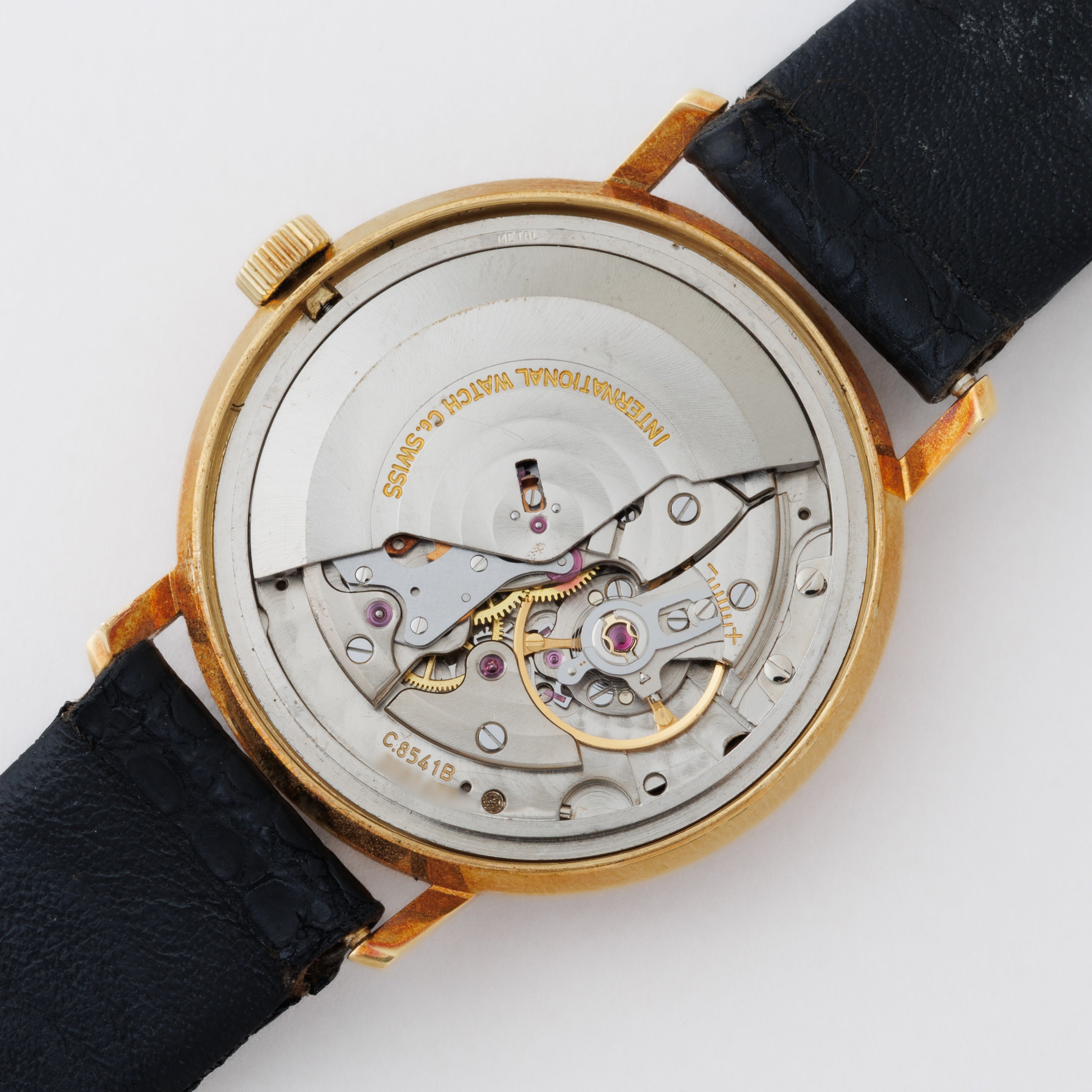 IWC 18金無垢オートマチック 1977年製 ペラトン式自動巻 Cal.8541B 純正GF尾錠付き