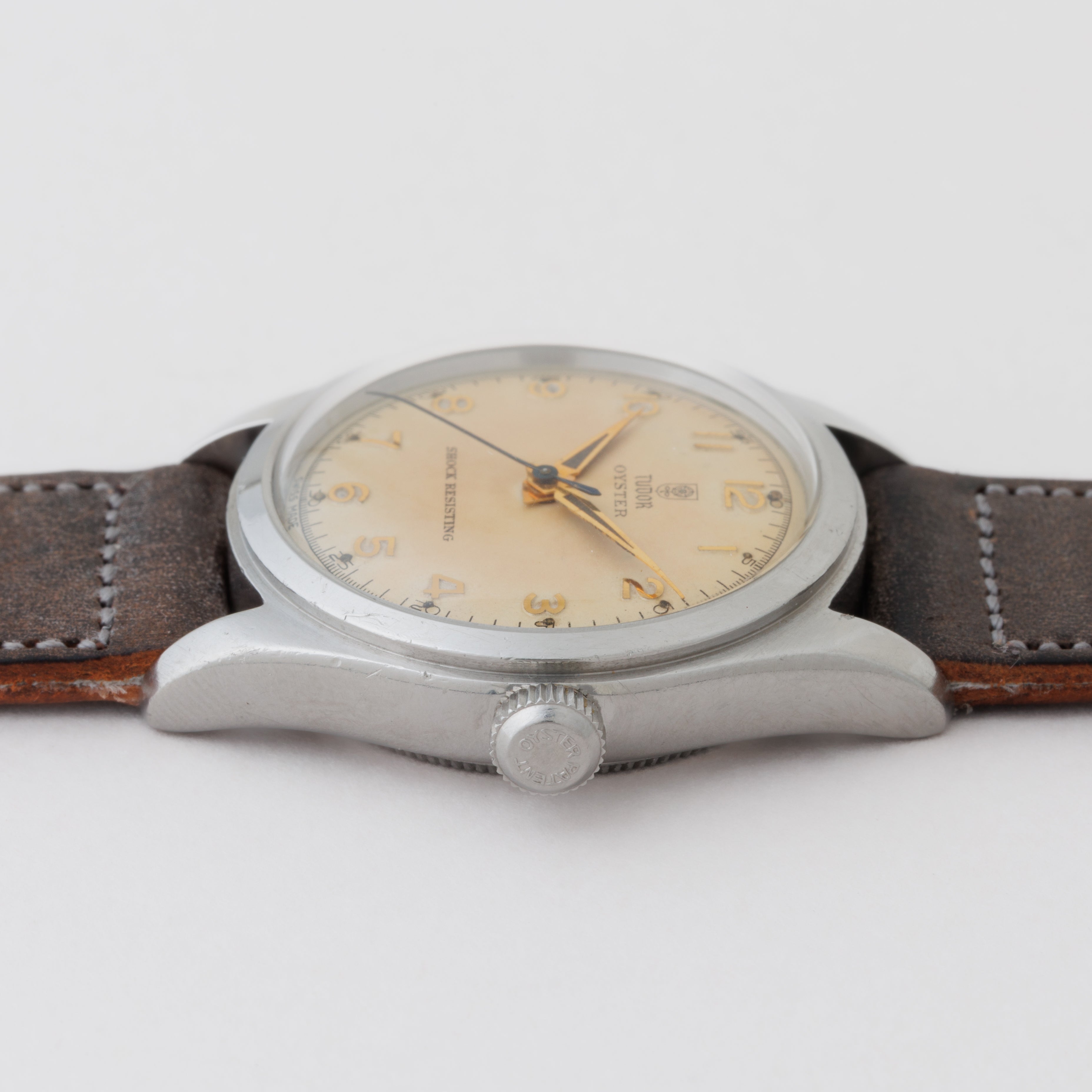 チューダー オイスター 1955年製 盾バラ 全アラビアダイヤル