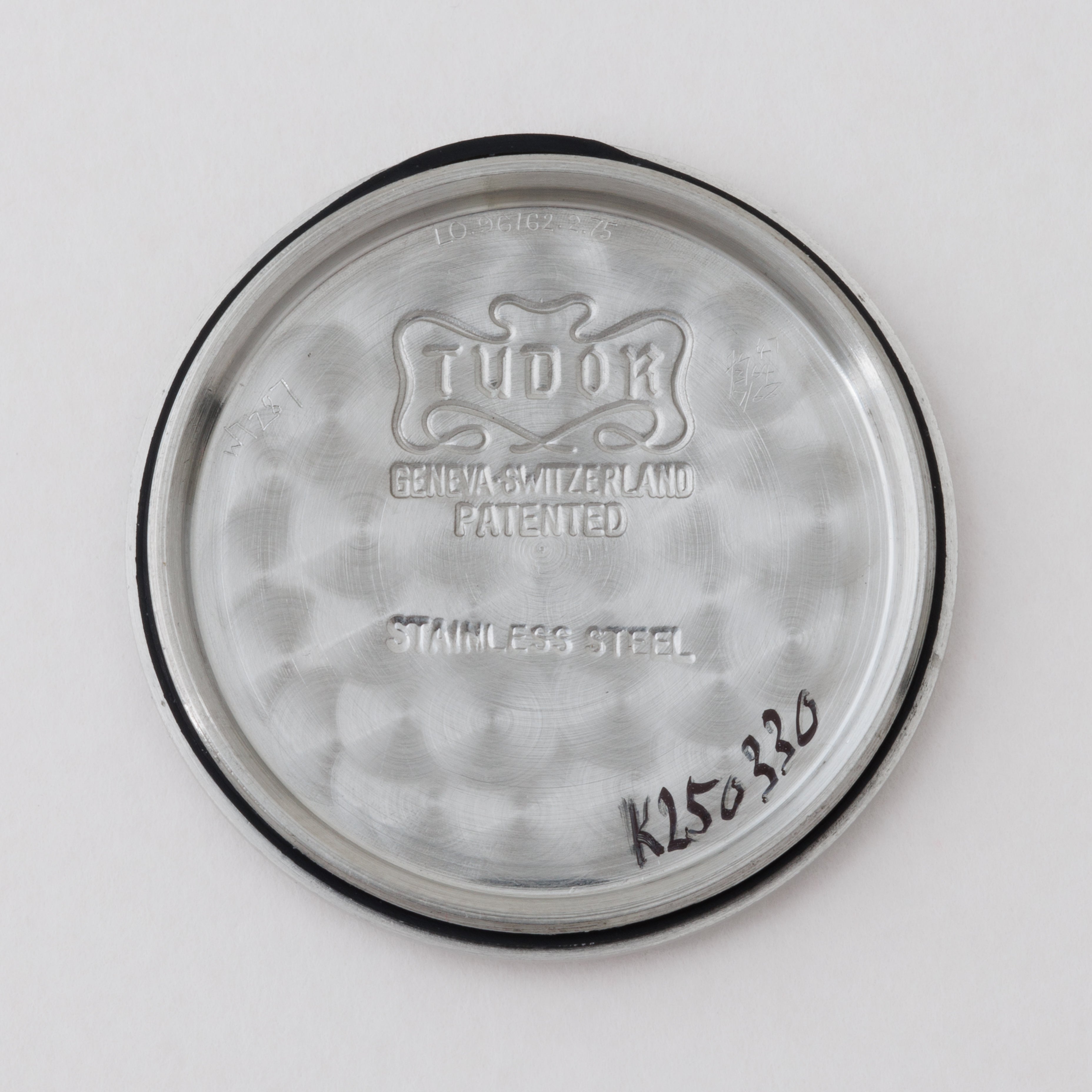 チューダー オイスター 1955年製 盾バラ 全アラビアダイヤル