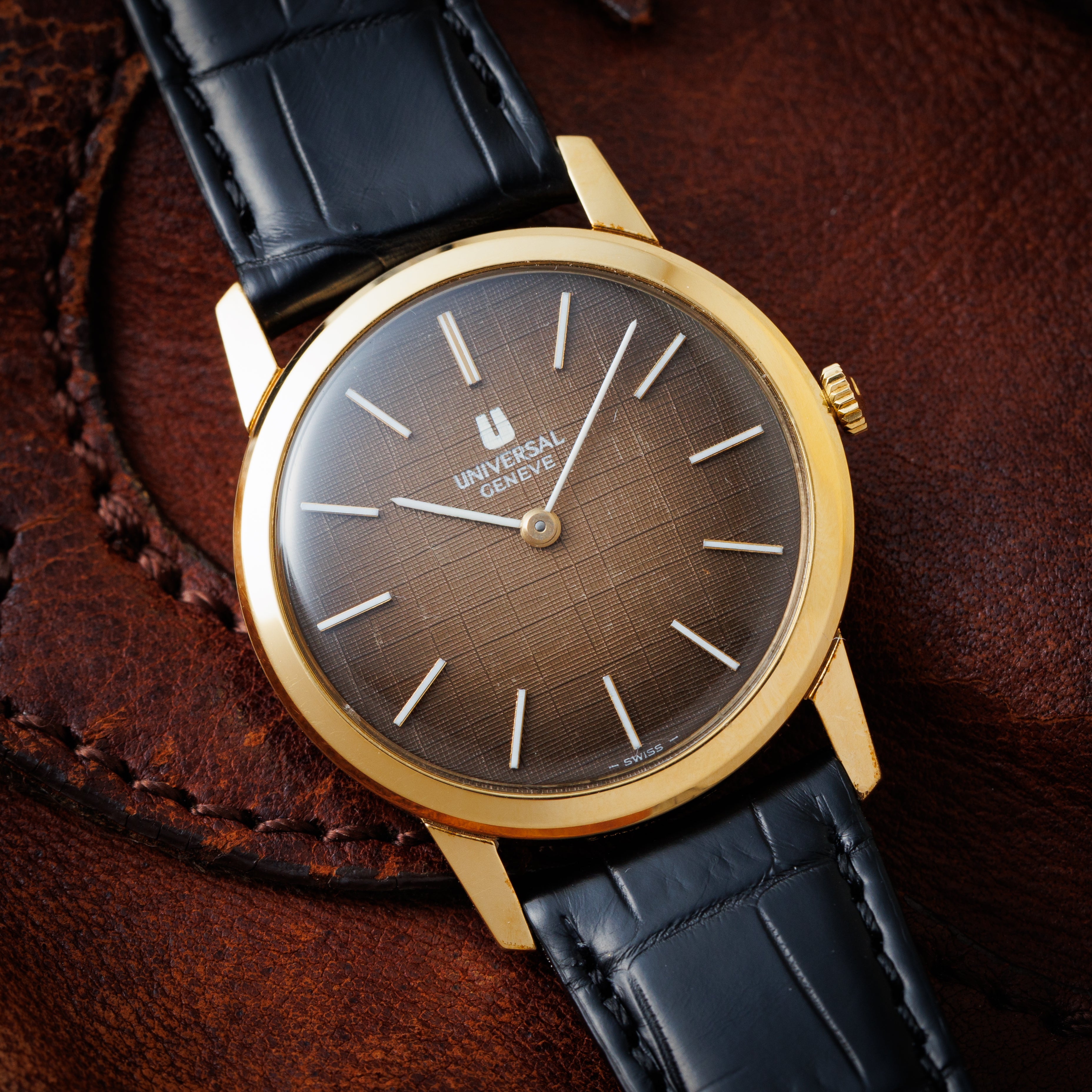 ユニバーサルジュネーブ ラウンド ブラウンダイヤル 1970年代 手巻き タグ付き 純正尾錠付き