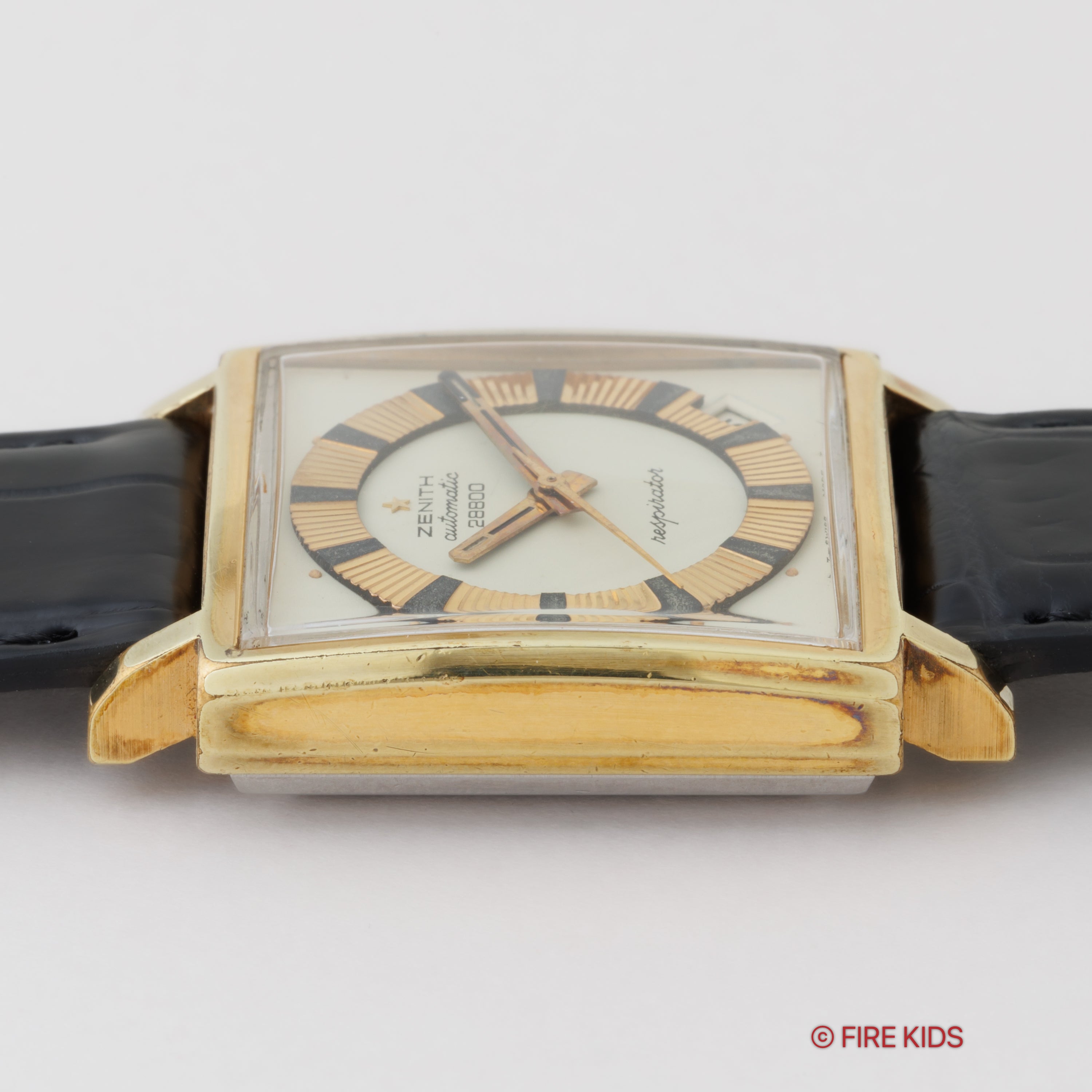 ゼニス スクエアケース レスピレーター 1970年代製ハイビート自動巻き トップゴールド