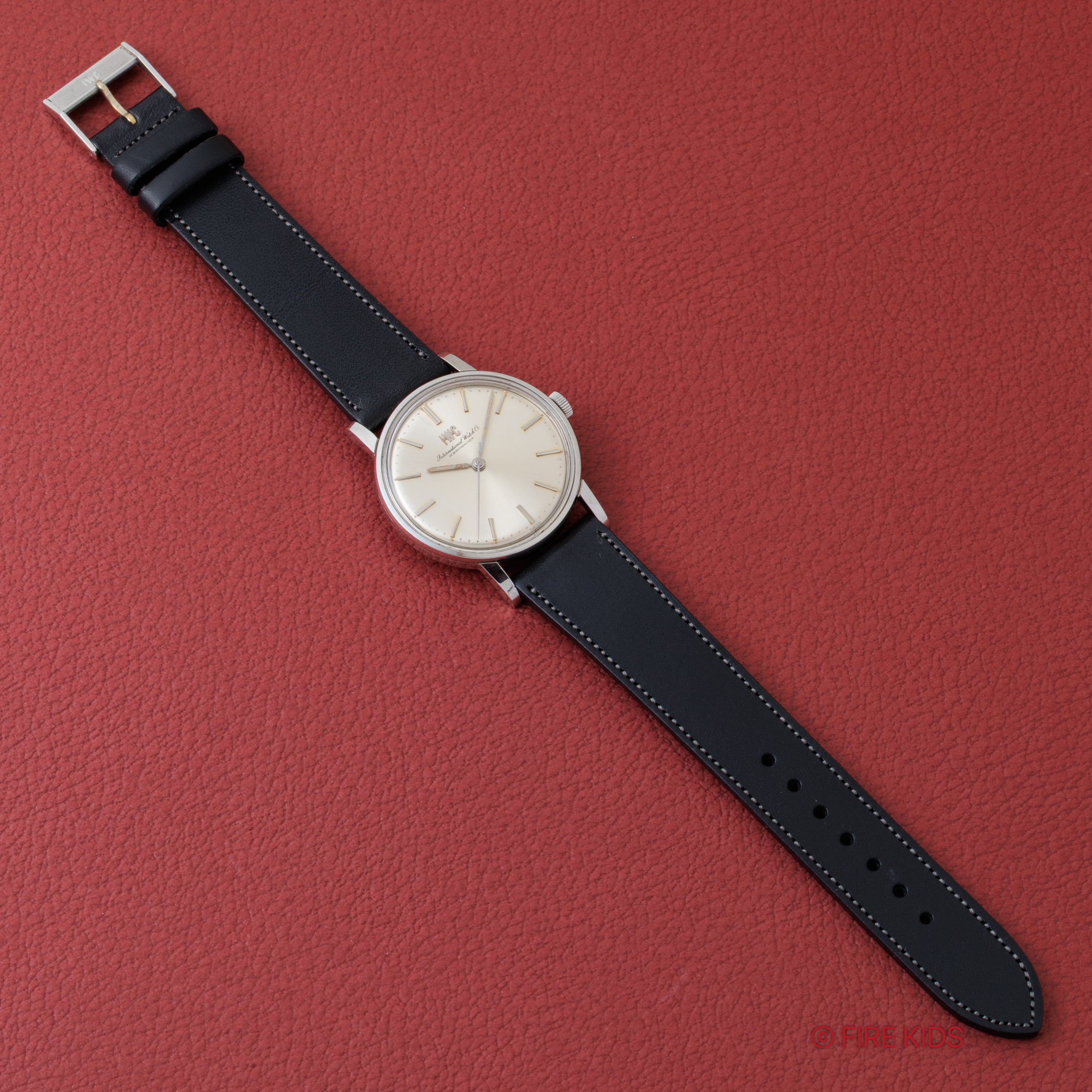 IWC Ref.602 Cal.89 手巻き ラウンドケース 純正尾錠付き 1969年製