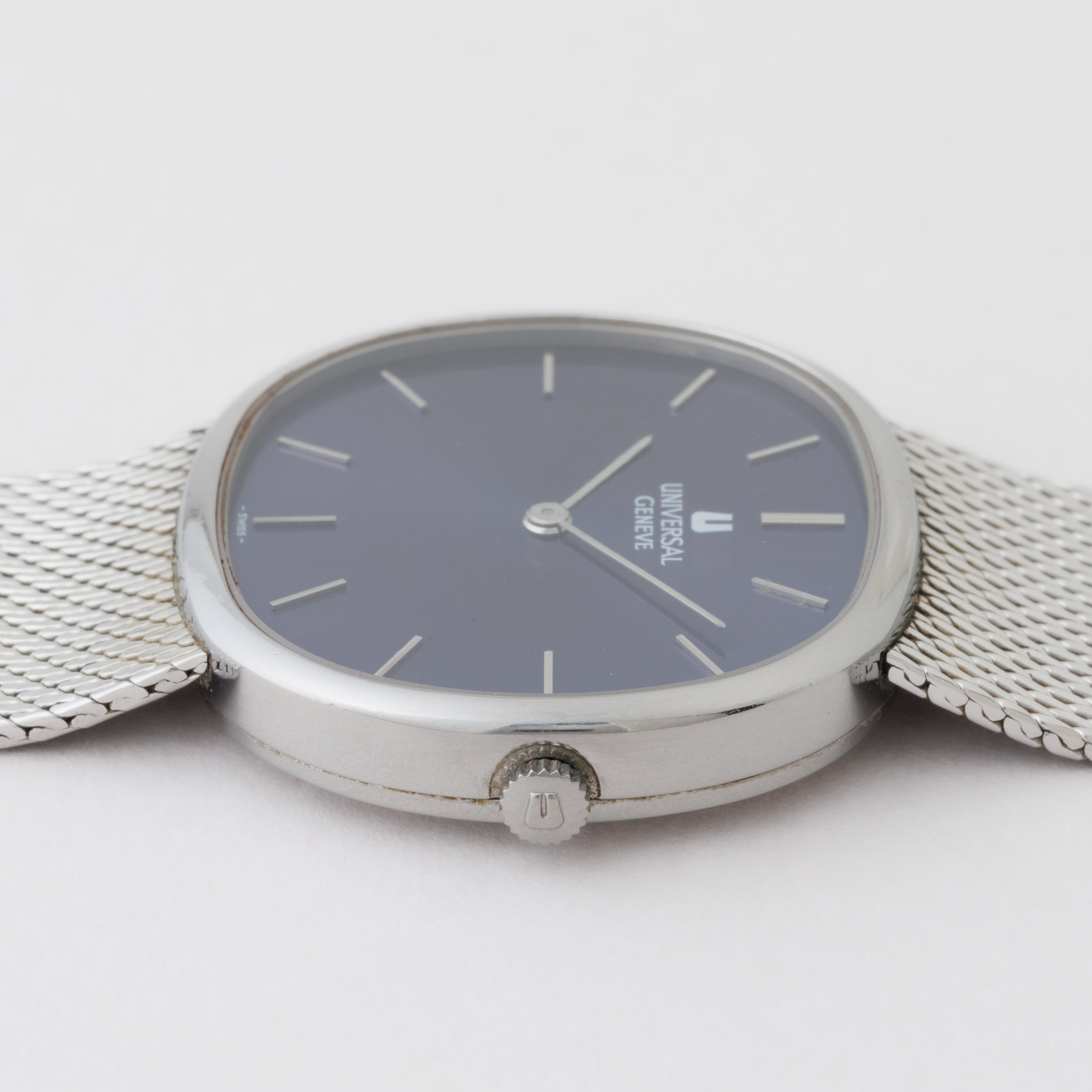 ユニバーサルジュネーブ オーバル型 1960年代 Ref.842125 手巻き ブルーダイヤル 純正メッシュブレス