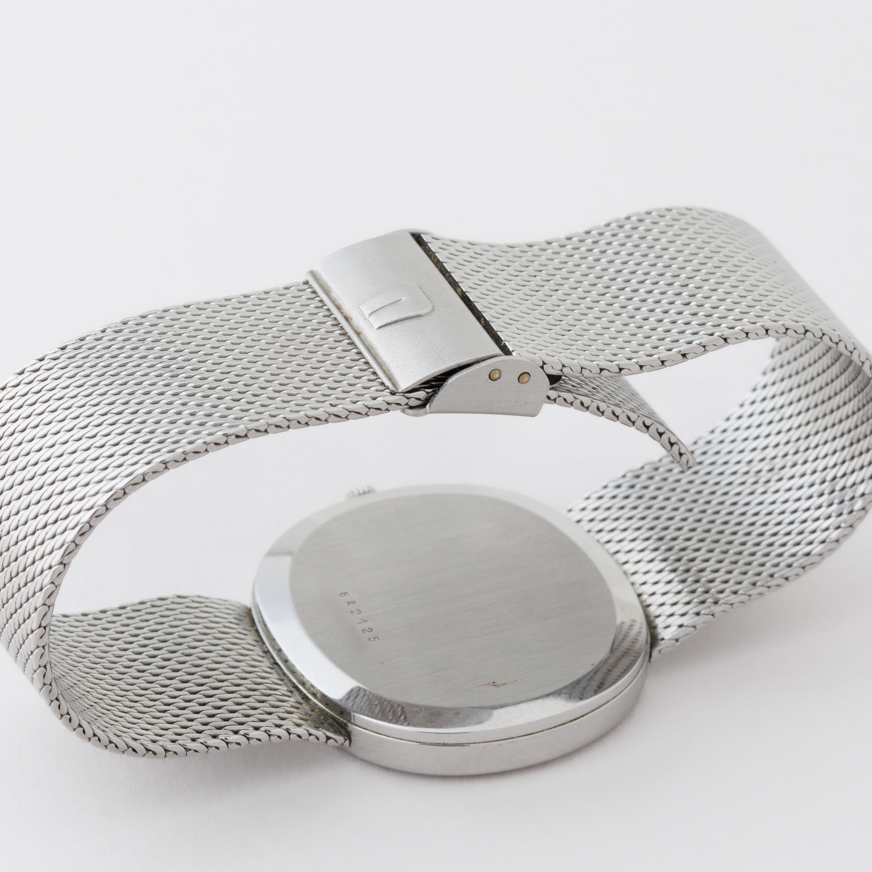 ユニバーサルジュネーブ オーバル型 1960年代 Ref.842125 手巻き ブルーダイヤル 純正メッシュブレス