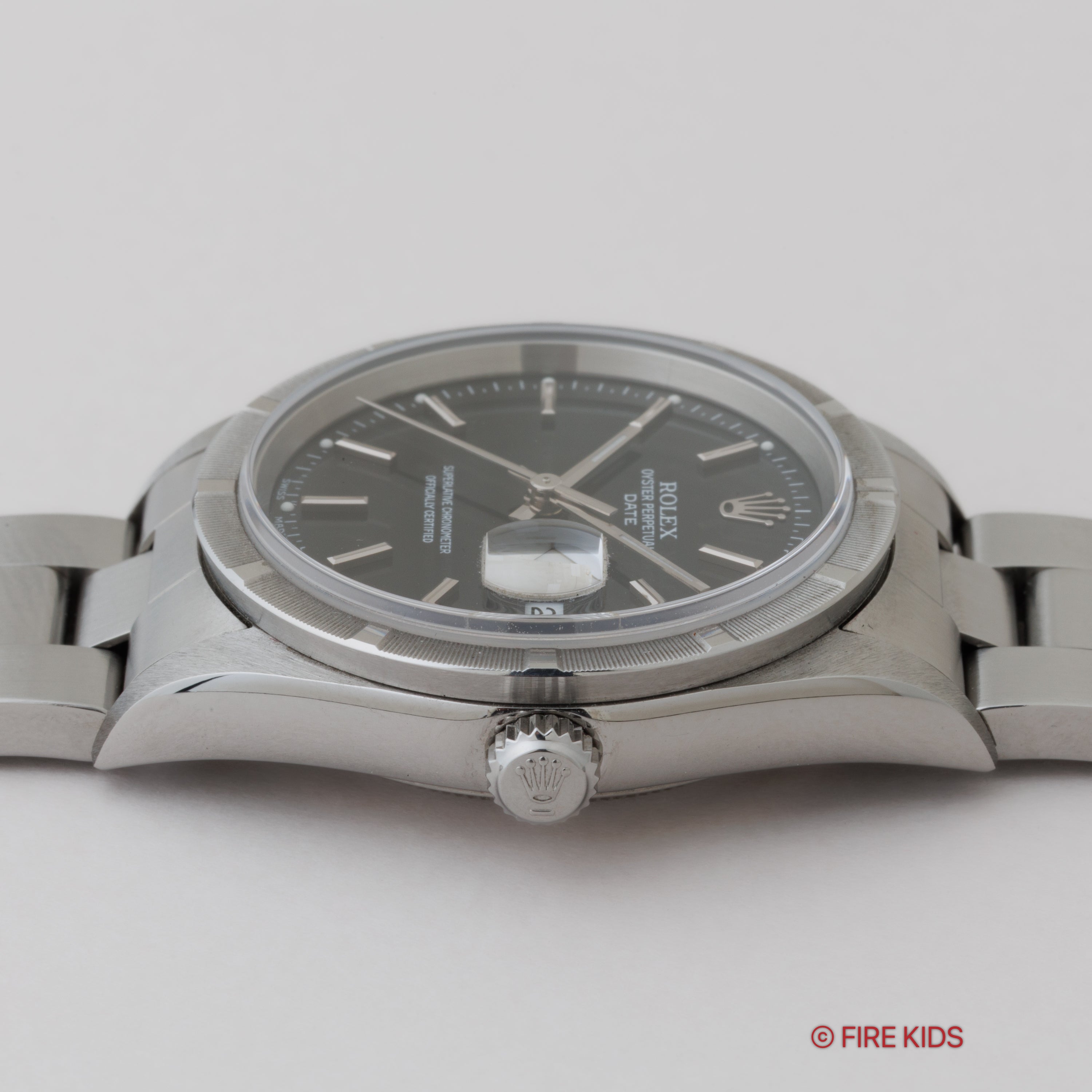 ロレックス オイスターパーペチュアルデイト 2002年製 Ref.15210 ブラックダイヤル 箱、冊子付き