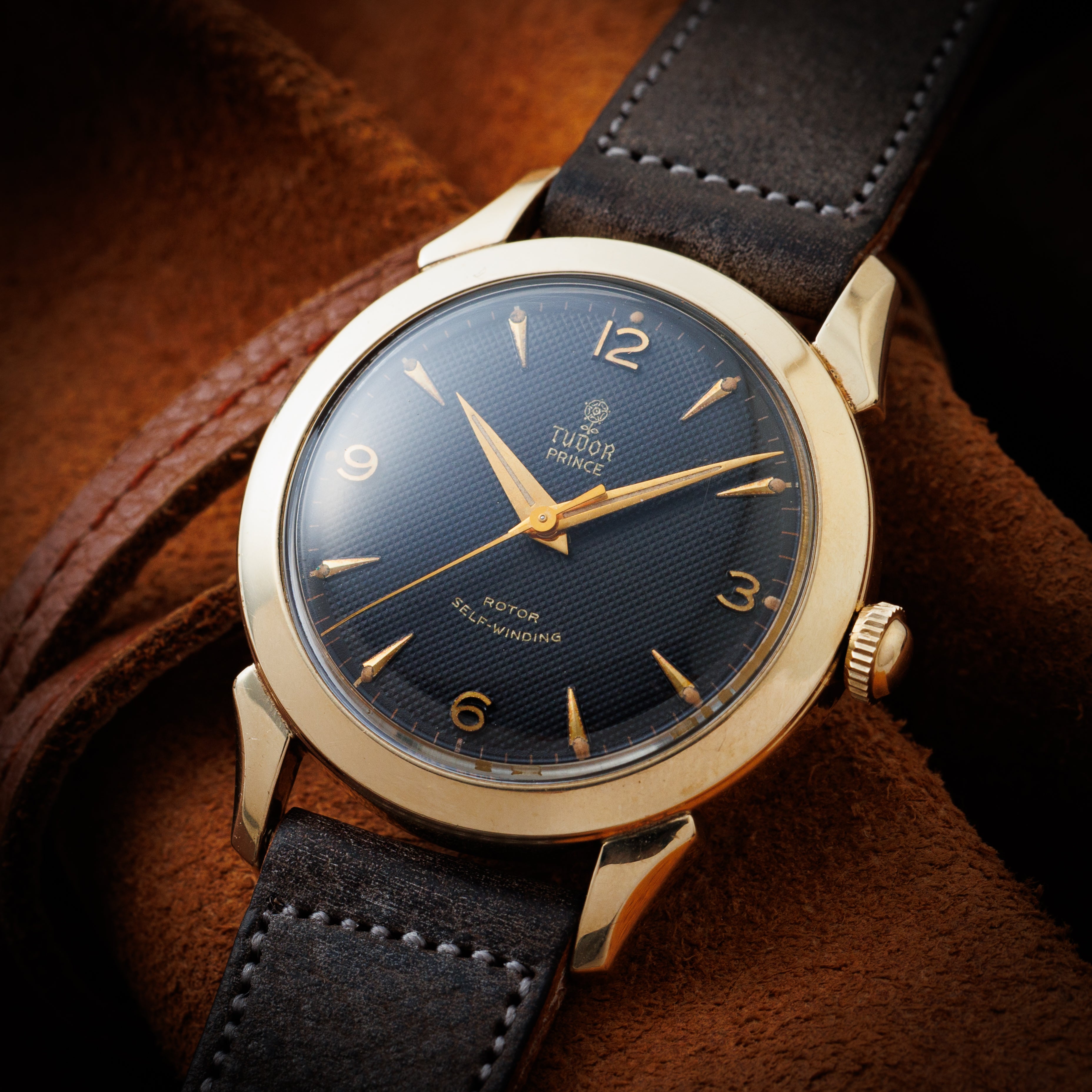 チューダー 小薔薇プリンス ブラックギョーシェダイヤル 1950年代製 自動巻 Cal.390 バタフライローター 10KGF