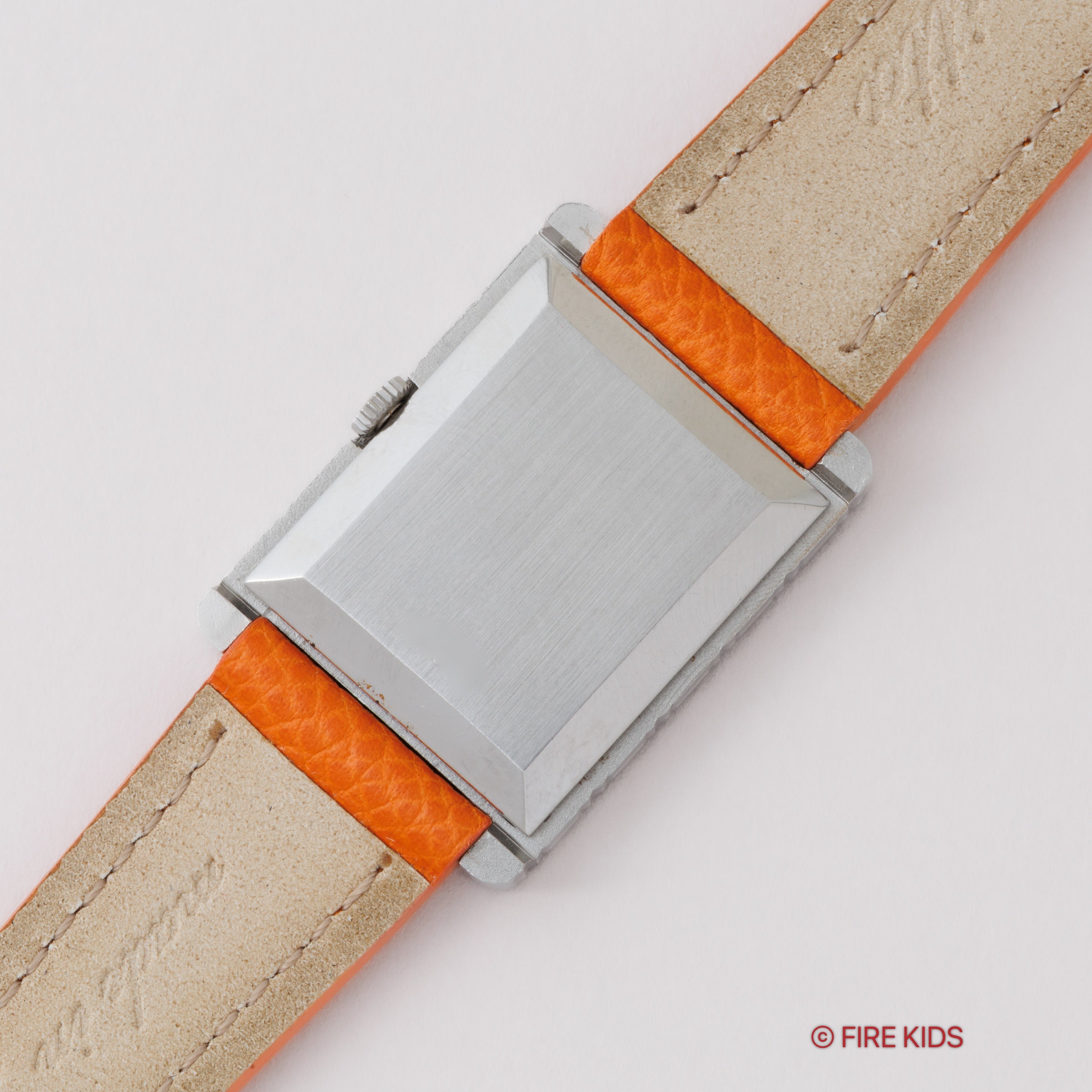 エルメス カレーシュ ボルドーダイヤル 手巻き 1980年代製