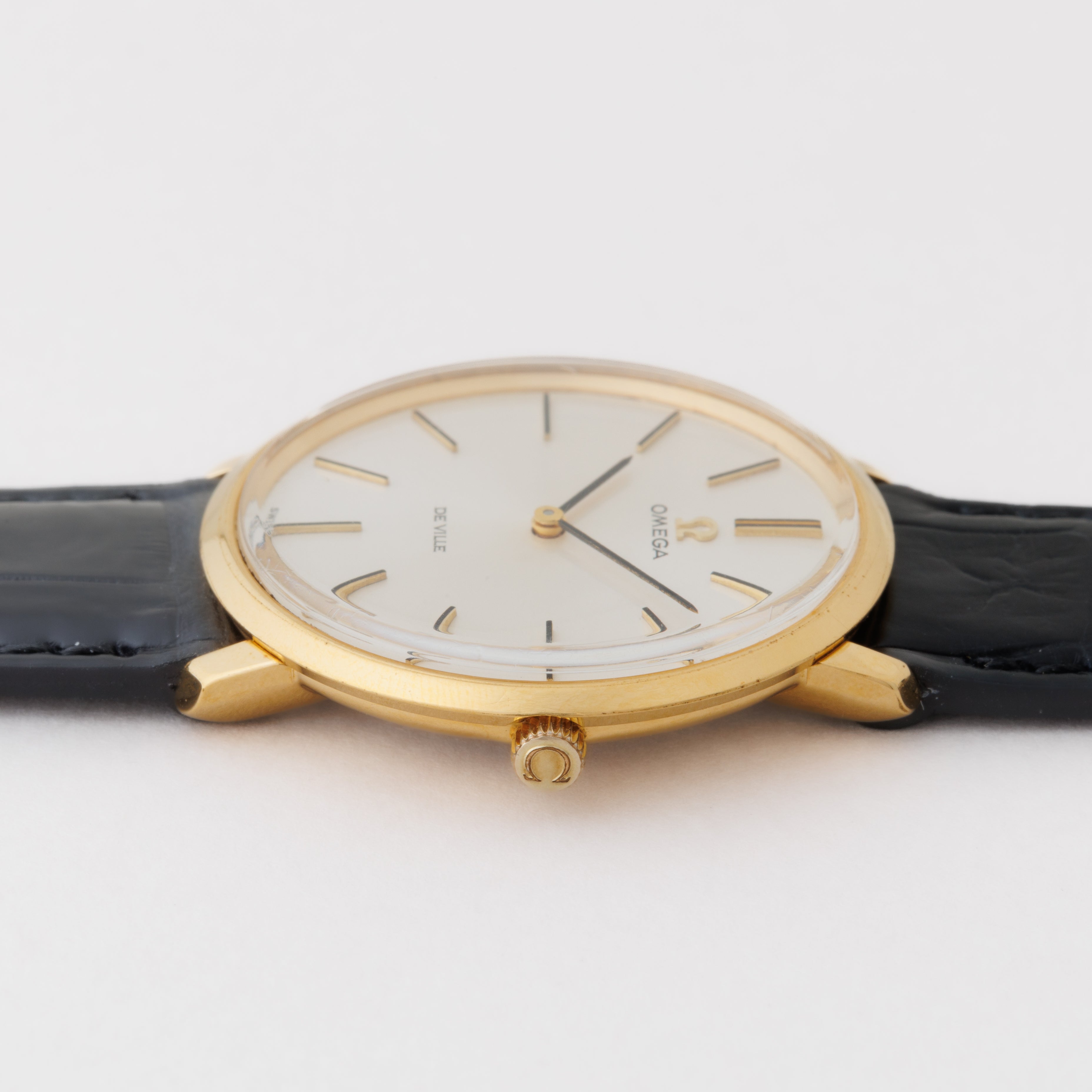 オメガ デ・ヴィル ラウンドケース 1970年製/昭和45年製 Ref.111.077 金張り