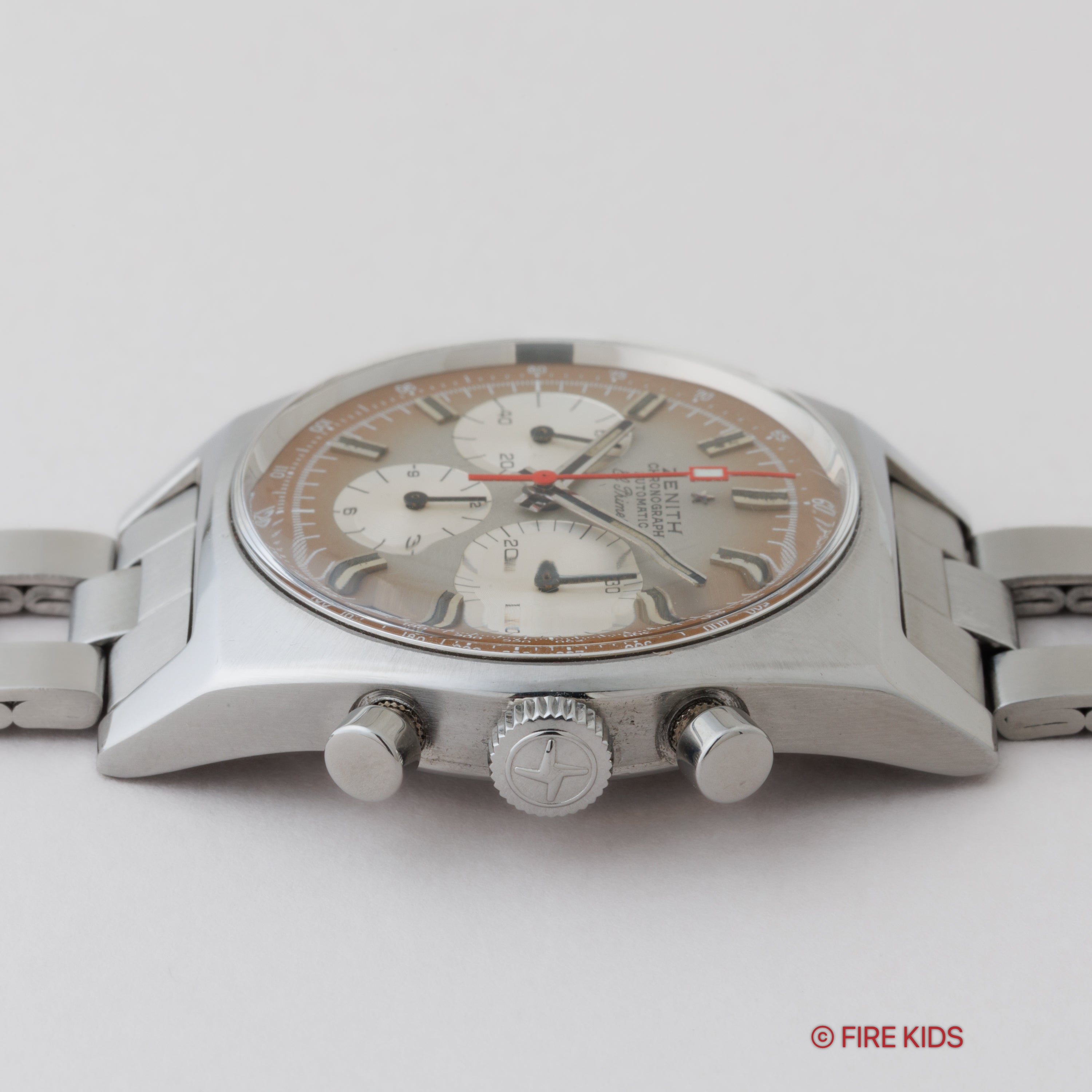 ゼニス エルプリメロ 1970年製(昭和45年製) Ref.A385 ケース、アーカイブ、2024年1月本国修理納品書付き