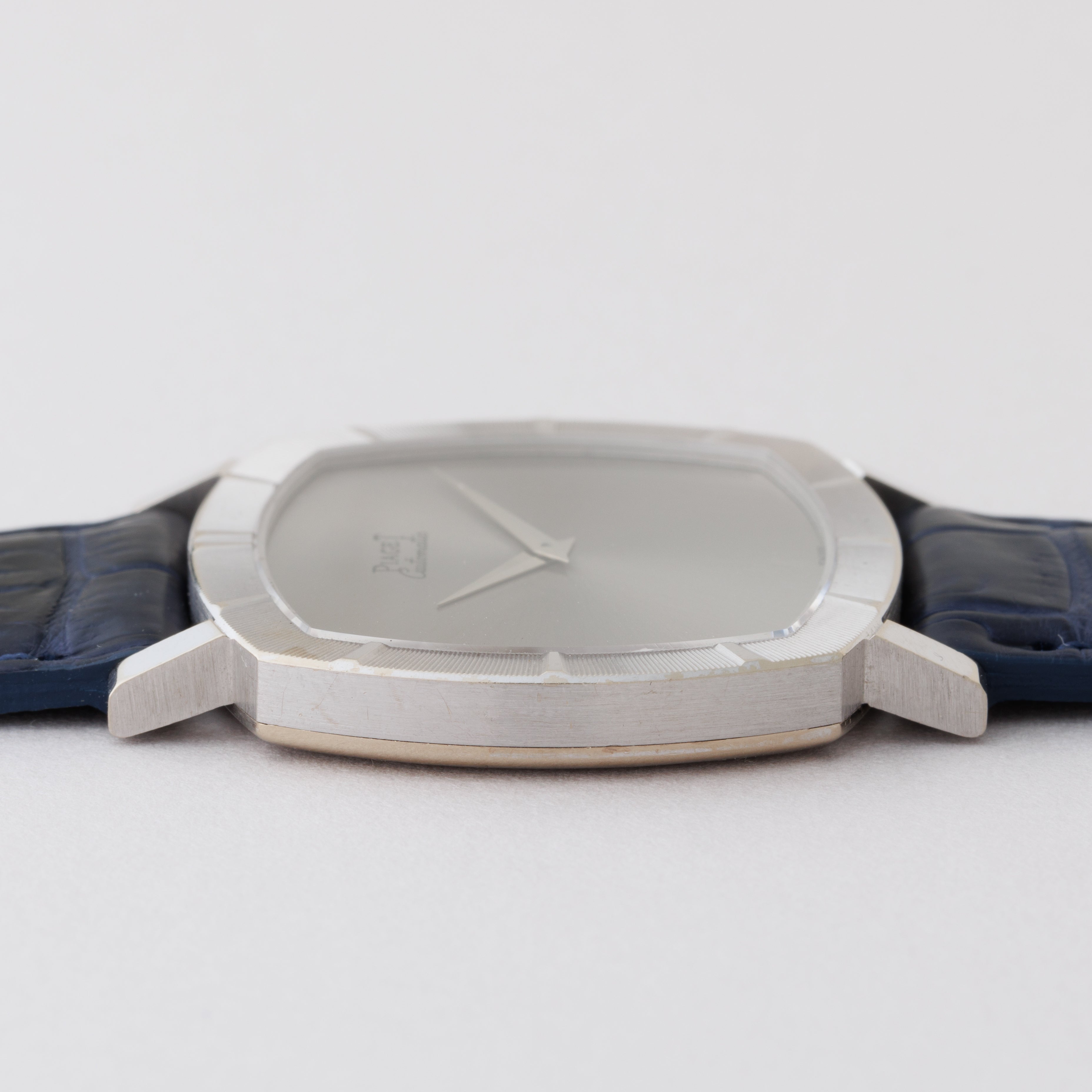 ピアジェ クッションケース 1960年代製 Ref.12423 オートマチック 18金ホワイトゴールド 純正尾錠付き