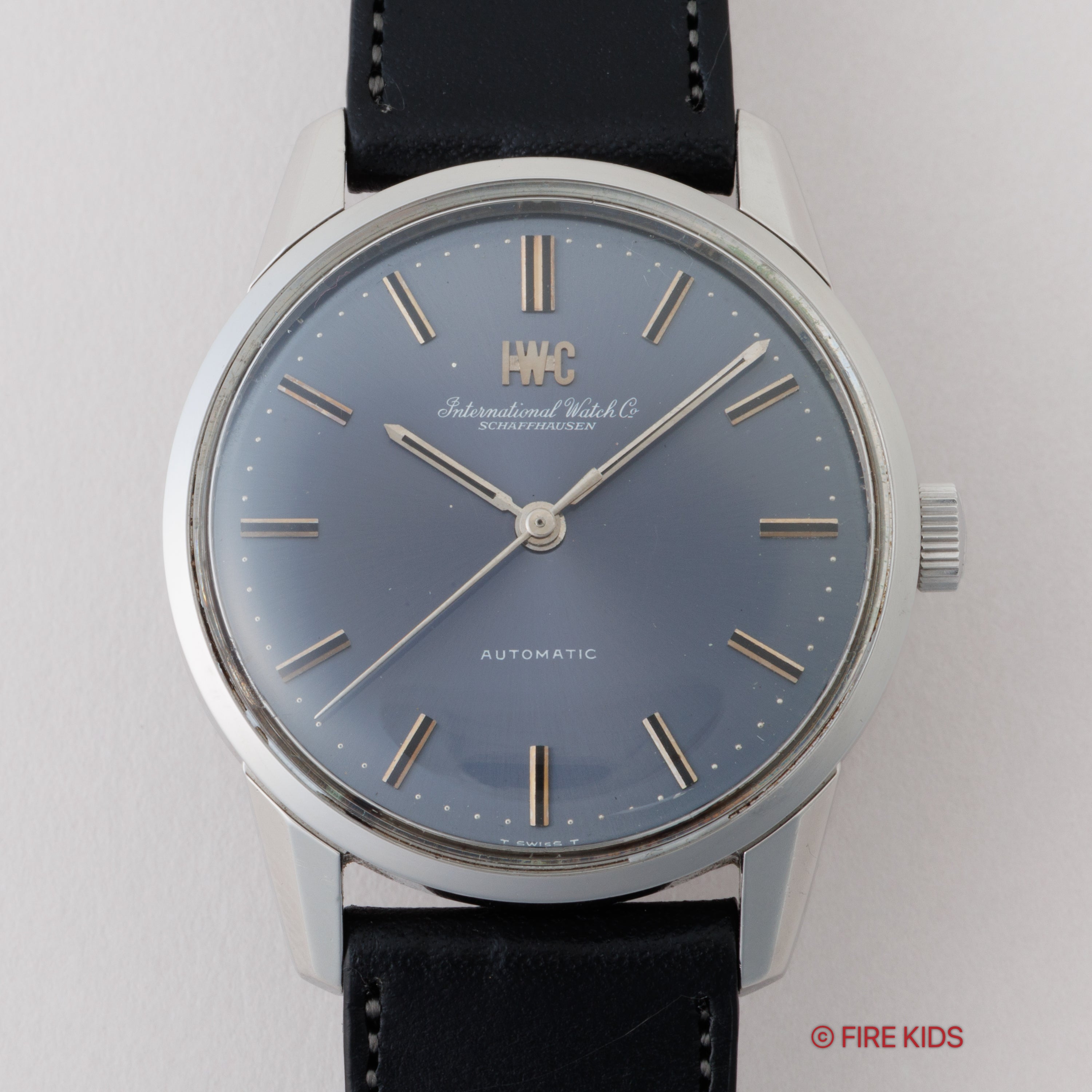 IWC 1967年製 ラウンドケース ブルーダイヤル ペラトン式自動巻き Cal.854 Ref.R810A