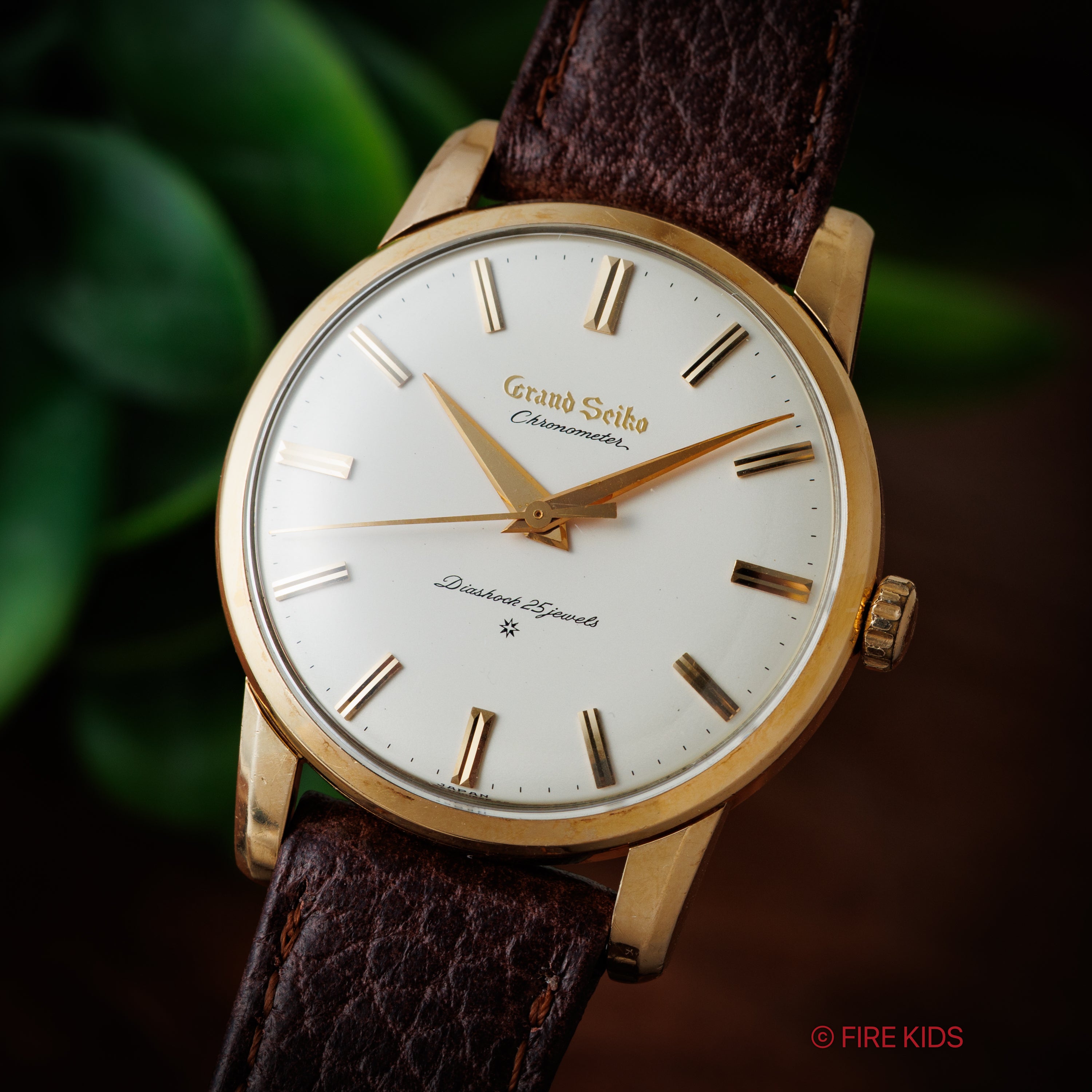 グランドセイコー ファーストモデル 手巻き 1962年製 アップライト文字盤