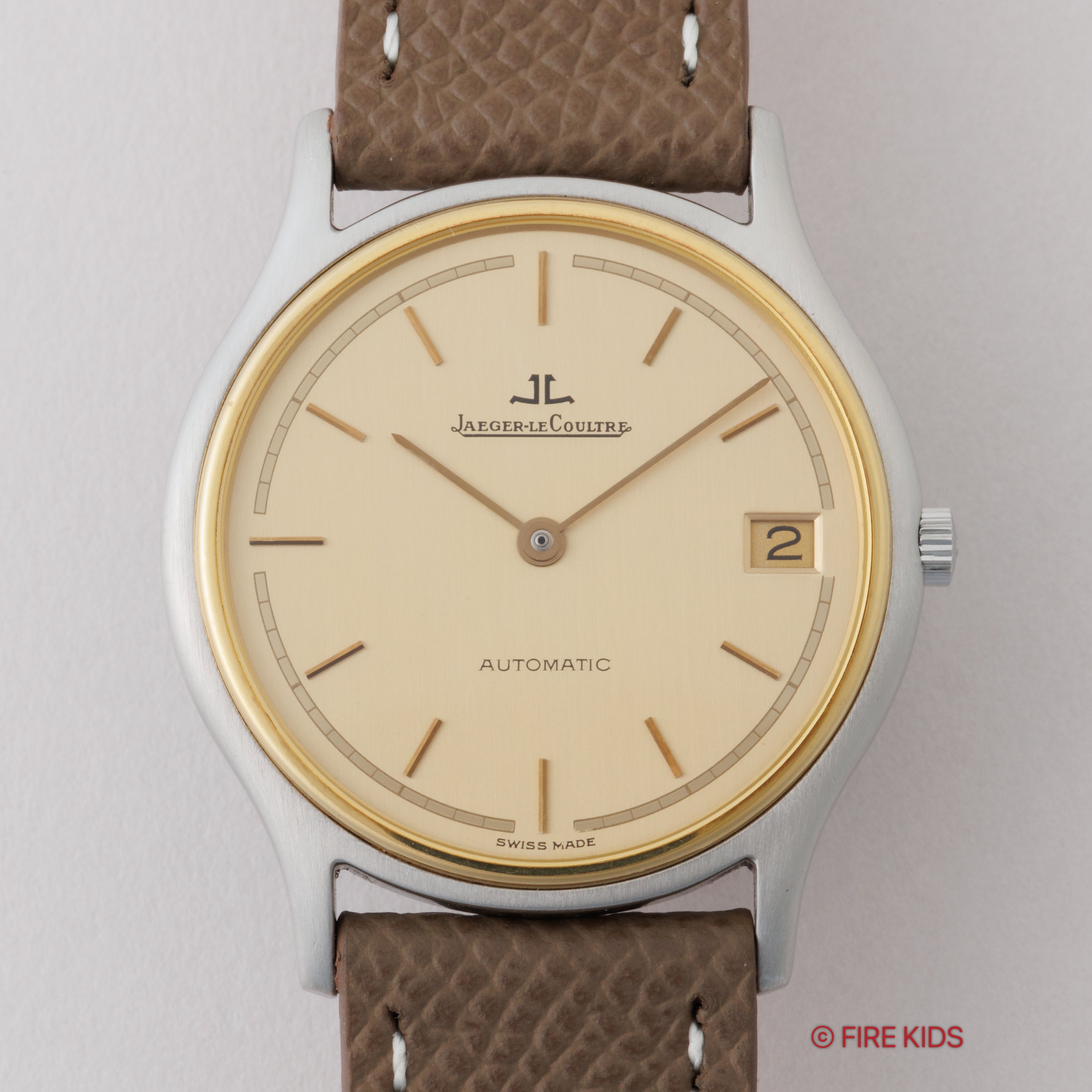 ジャガールクルト ラウンドケース YGベゼル 1980年代製 アイボリーダイヤル Ref.145.113.5