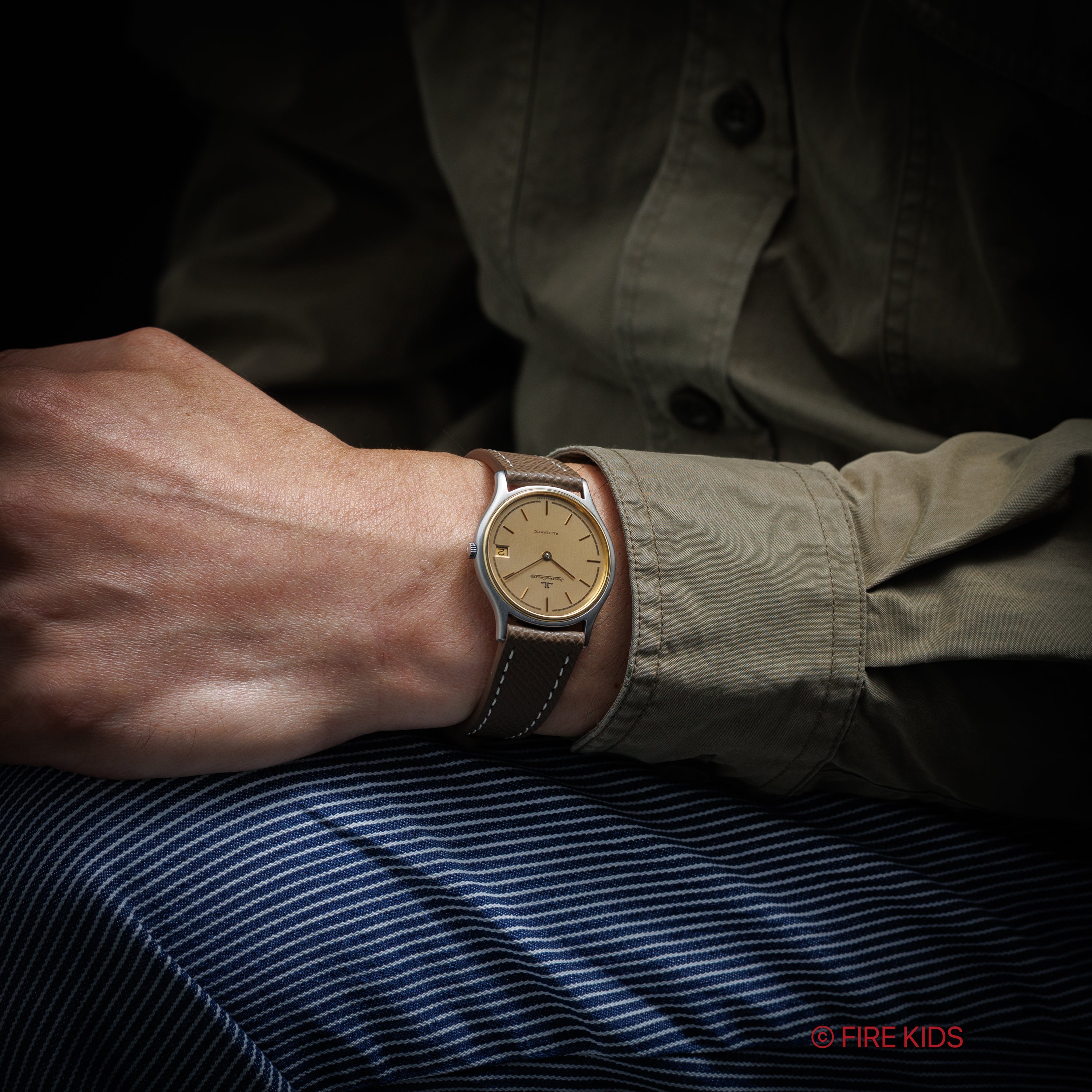 ジャガールクルト ラウンドケース YGベゼル 1980年代製 アイボリーダイヤル Ref.145.113.5