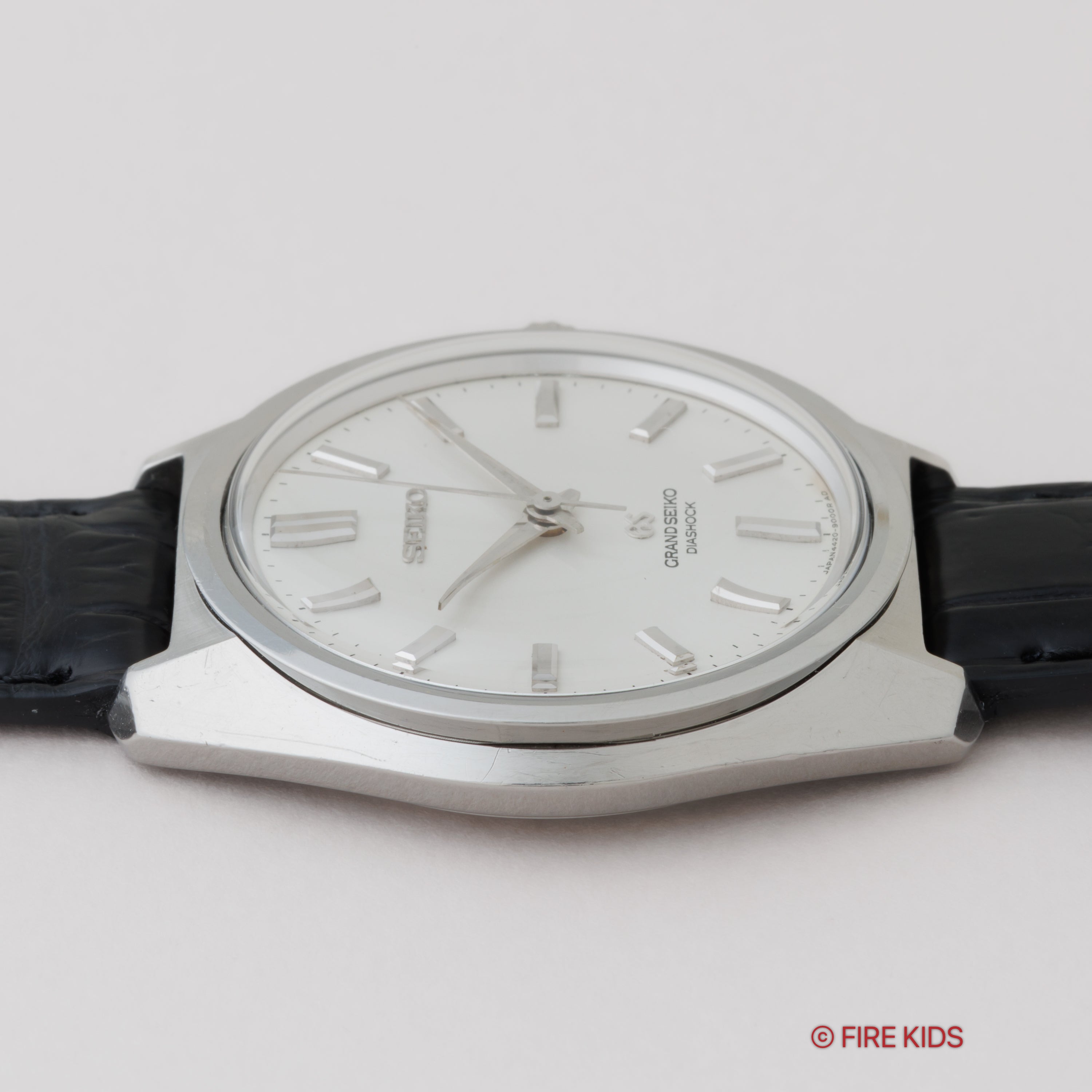 グランドセイコー 1966年製 Ref.4420-9000 44GS 前期 ロービート手巻き セイコースタイルケース