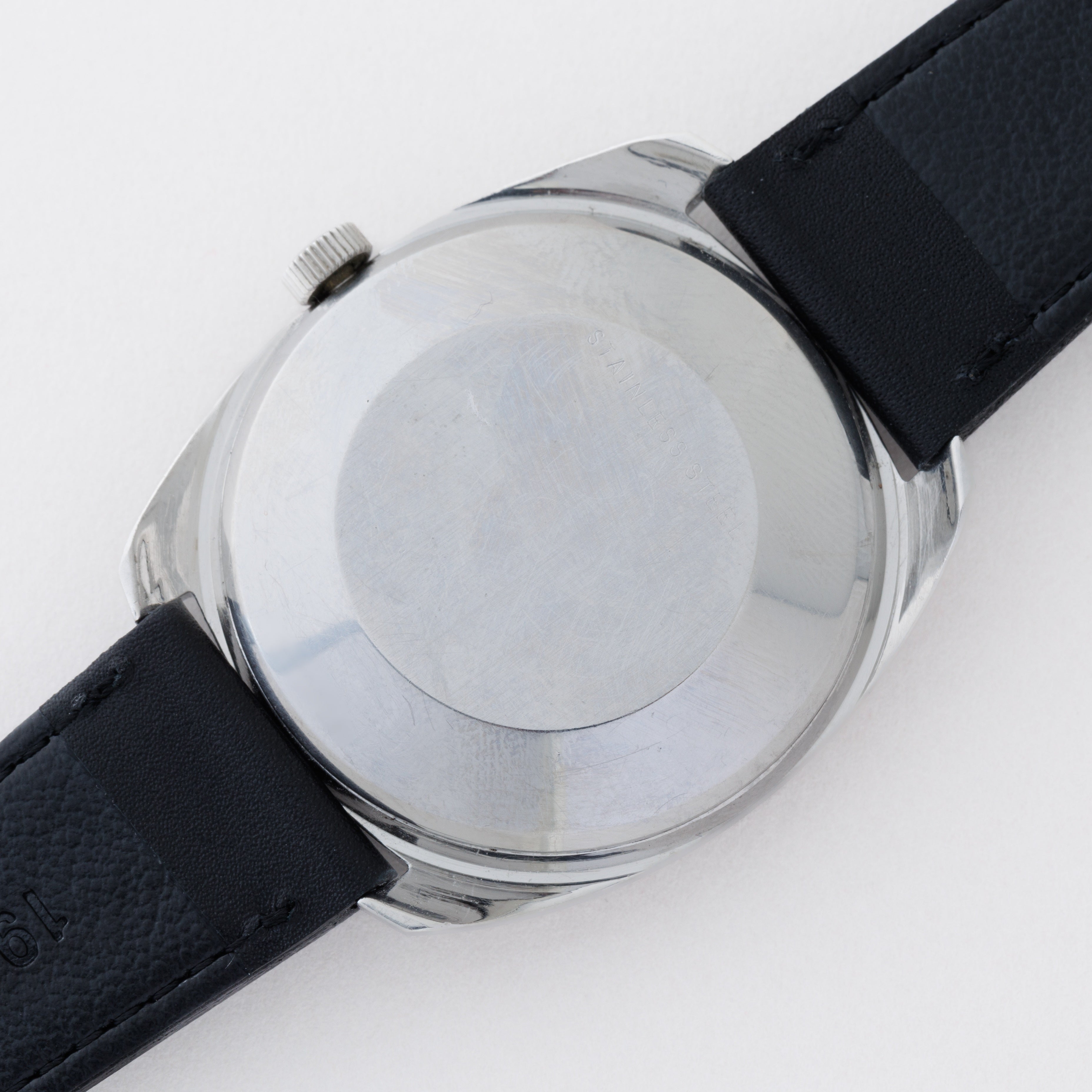 IWC トノー型 1972年製 Ref.R1819 手巻き Cal.89 手巻き お魚リューズ