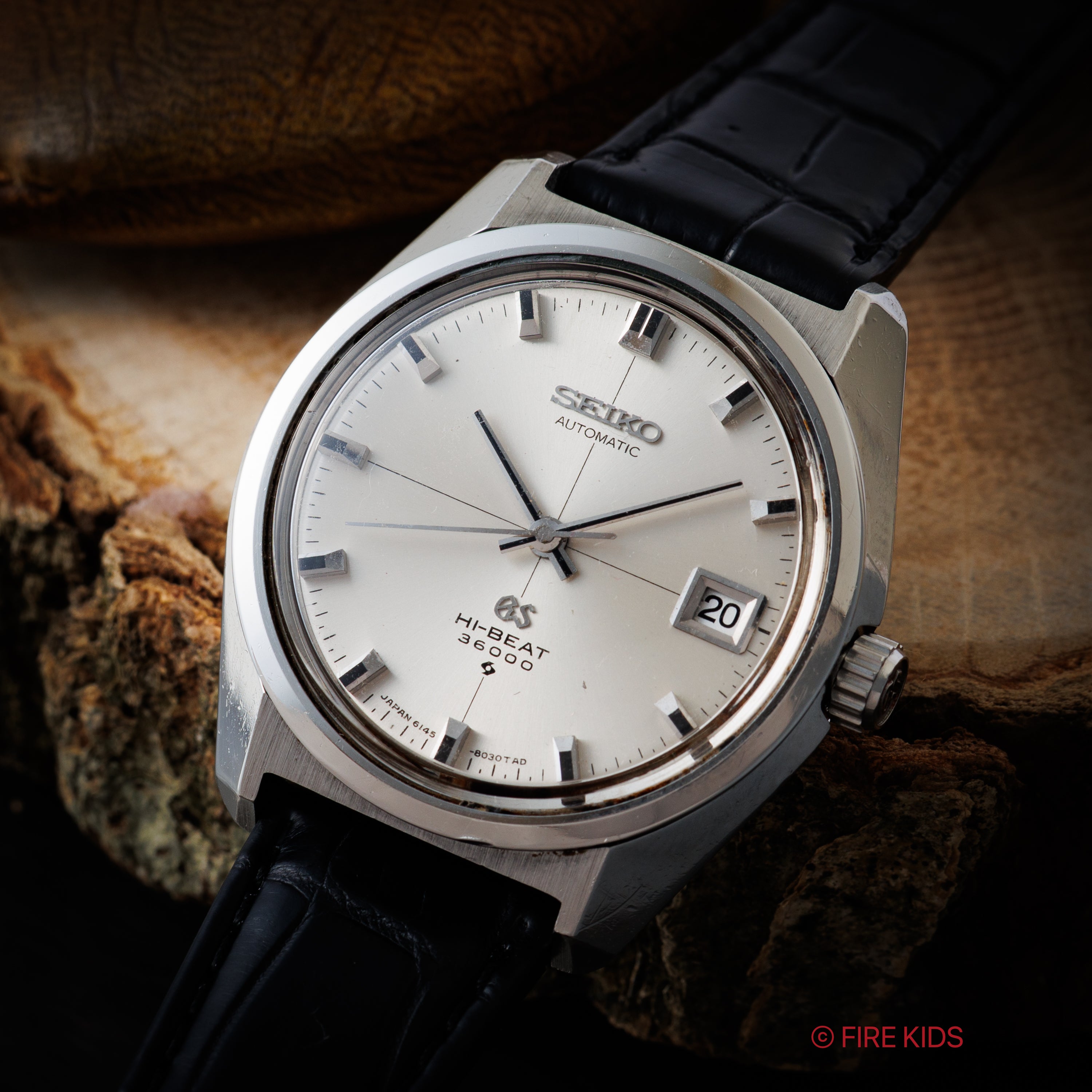 グランオデッセイ 2024年新作】グランドセイコー SBGJ285 “藤色” 44GS GMT アジア