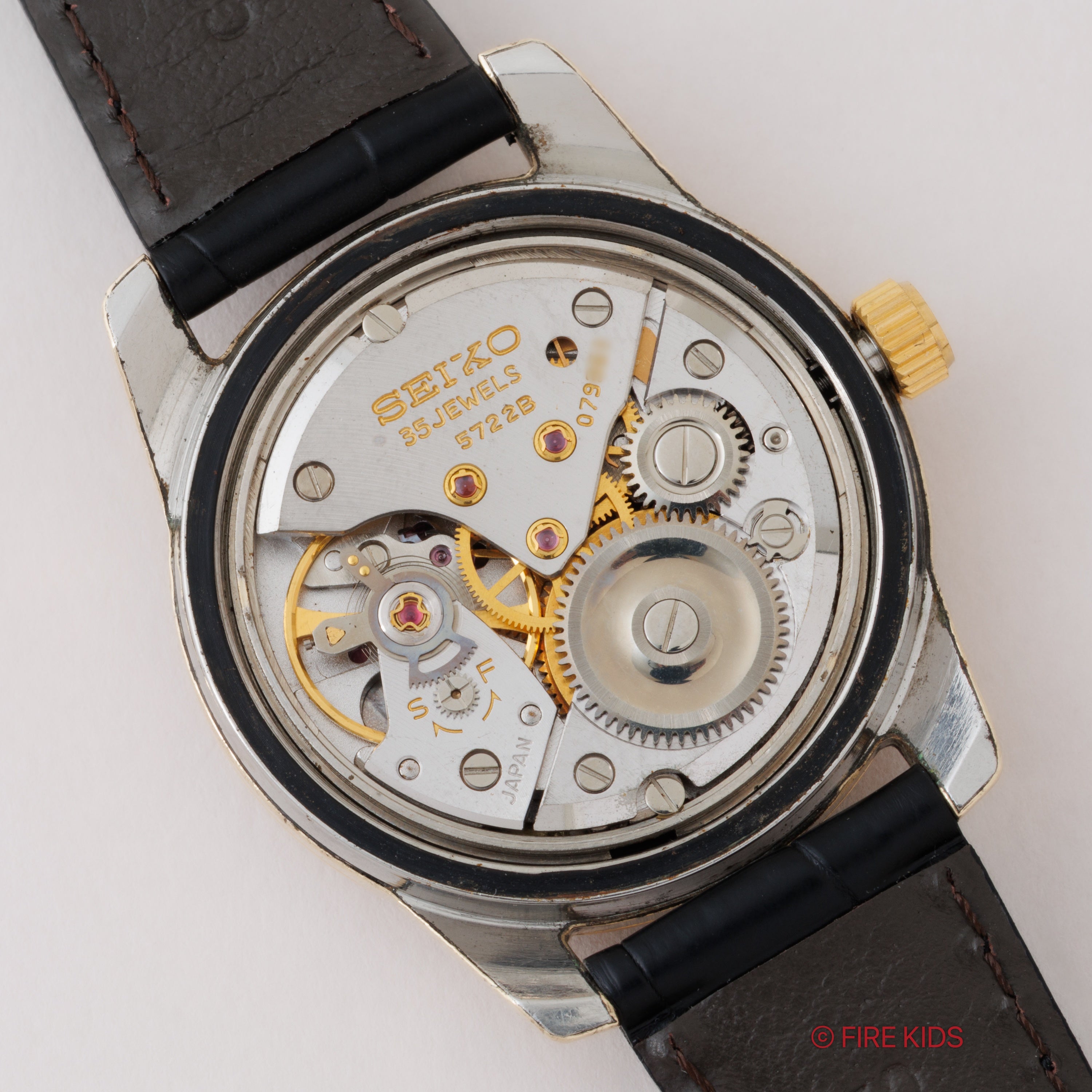 グランドセイコー セカンドモデル後期 GCケース 1966年製 Ref.5722-9010 57GS ライオンメダリオン