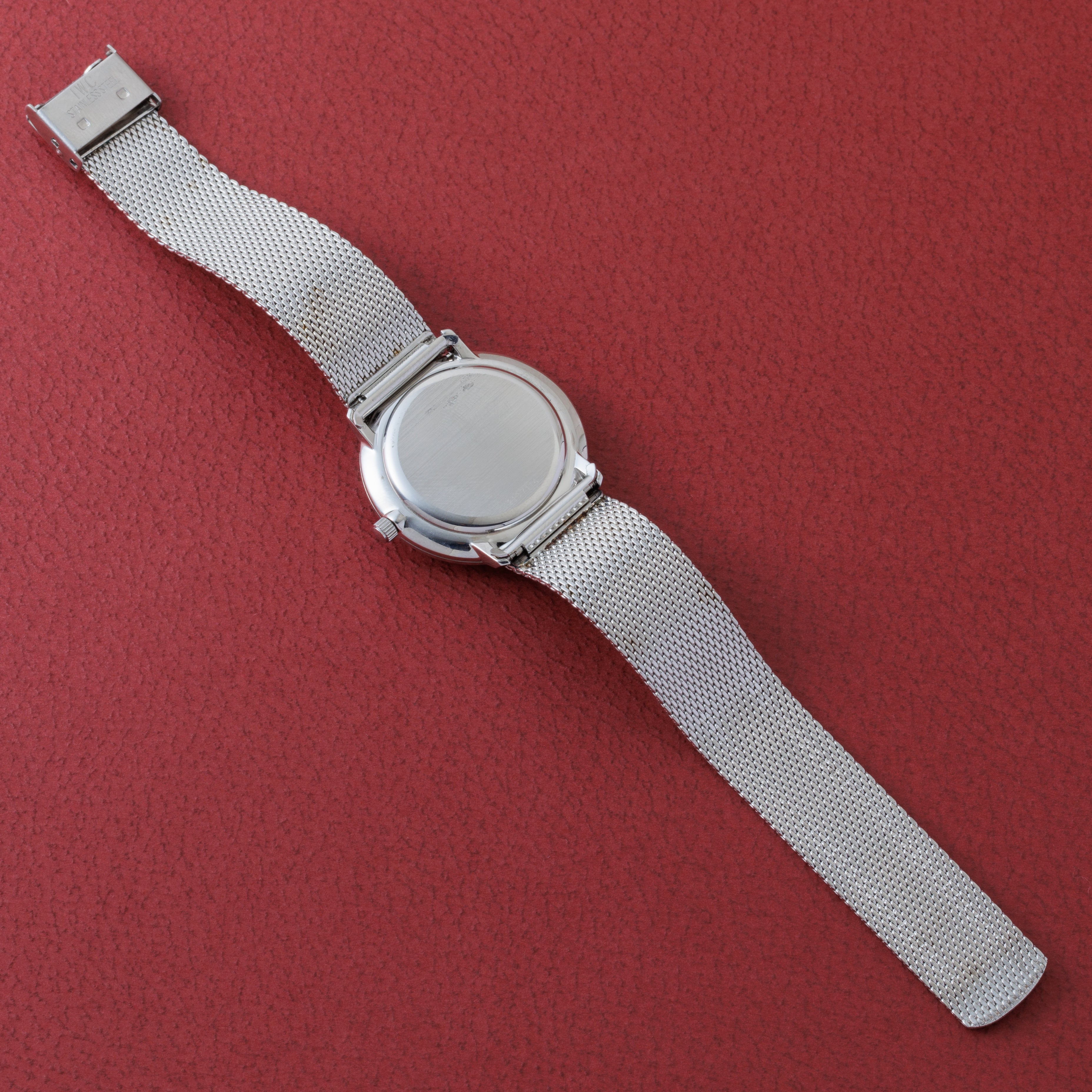 IWC ラウンドケース 1973年製 Ref.2401 手巻き Cal.403 ブルーダイヤル 純正ブレス