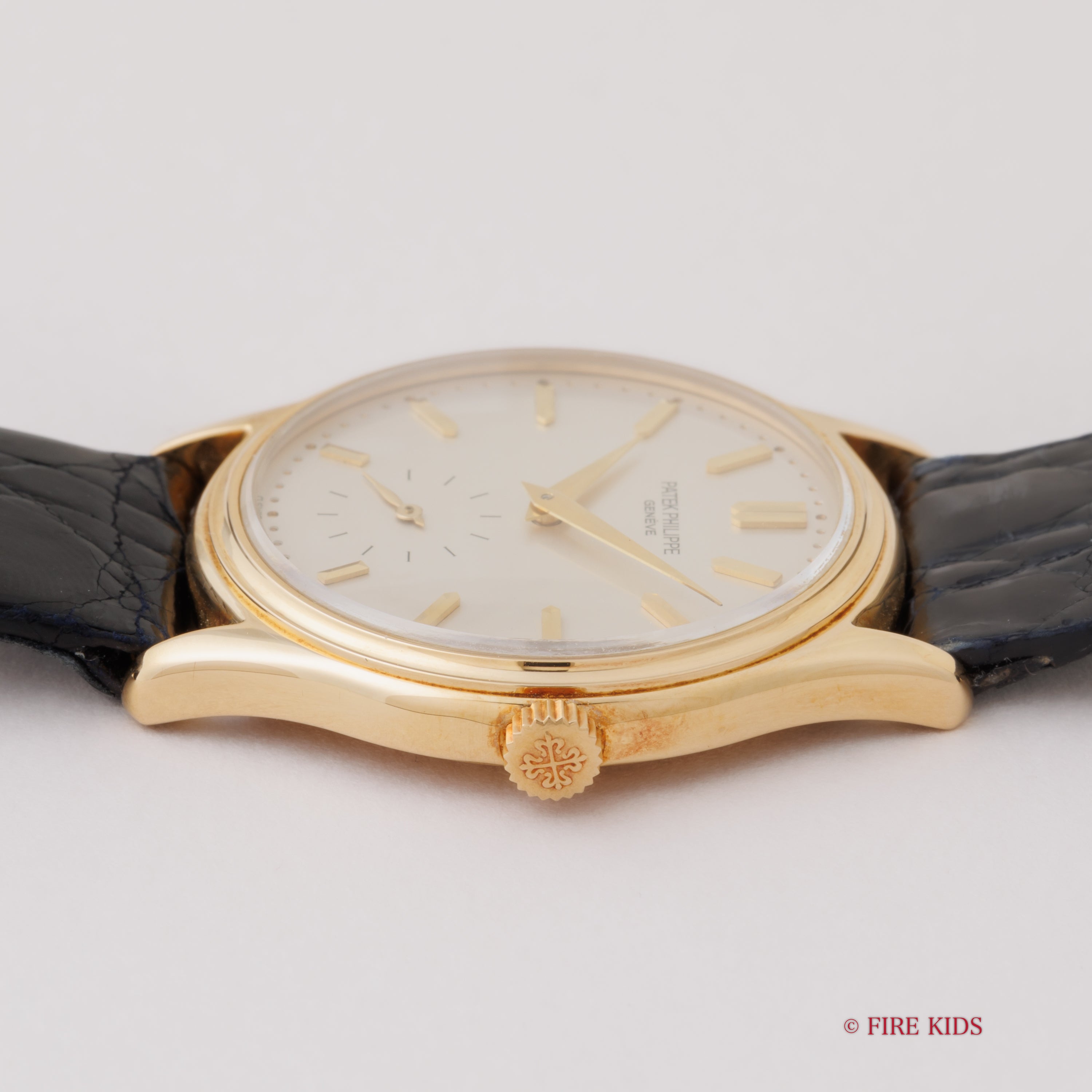 パテック・フィリップ カラトラバ 1991年製 Ref.3923 18KYG 手巻 Cal.215 1992年発行ギャラ付