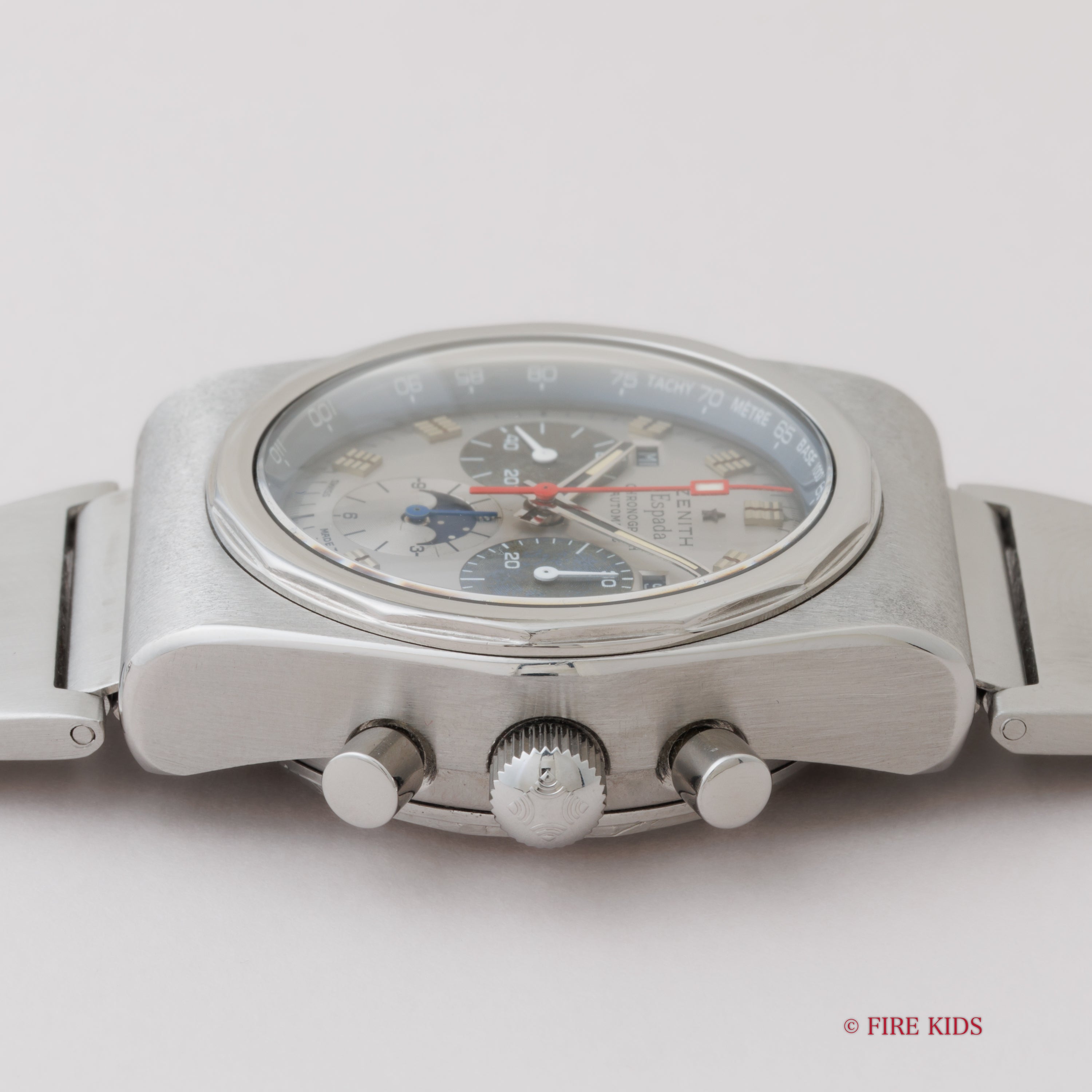 ゼニス 1970年製 エスパーダ エルプリメロ トリプルカレンダームーンフェイズ 10振動自動巻きクロノグラフ 修理明細付き