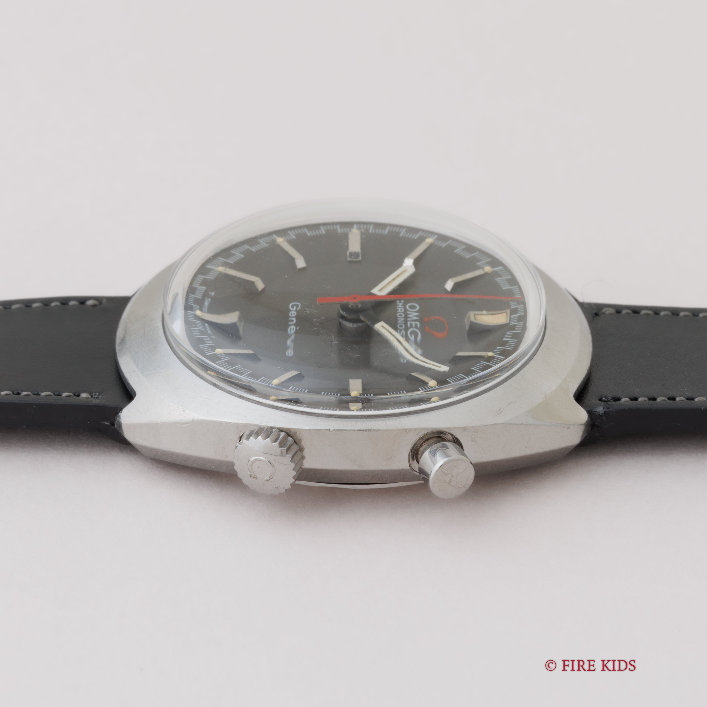 オメガ クロノストップ 1967年製 レーシングダイヤル 手巻き Cal.865 Ref.145.009