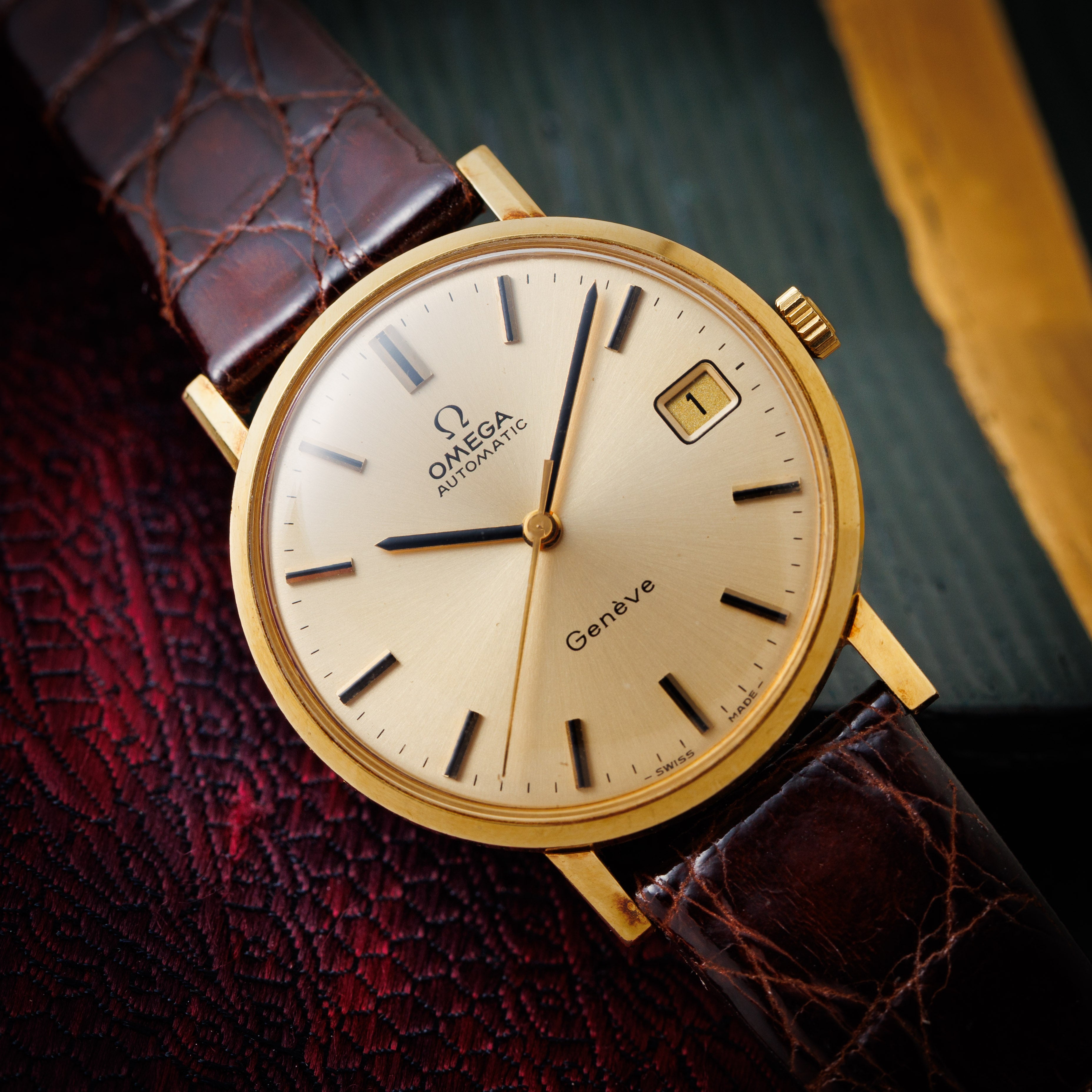 オメガ 18金無垢ジュネーブ 1973年製 ハイビート自動巻きCal.1012 純正GF尾錠付き