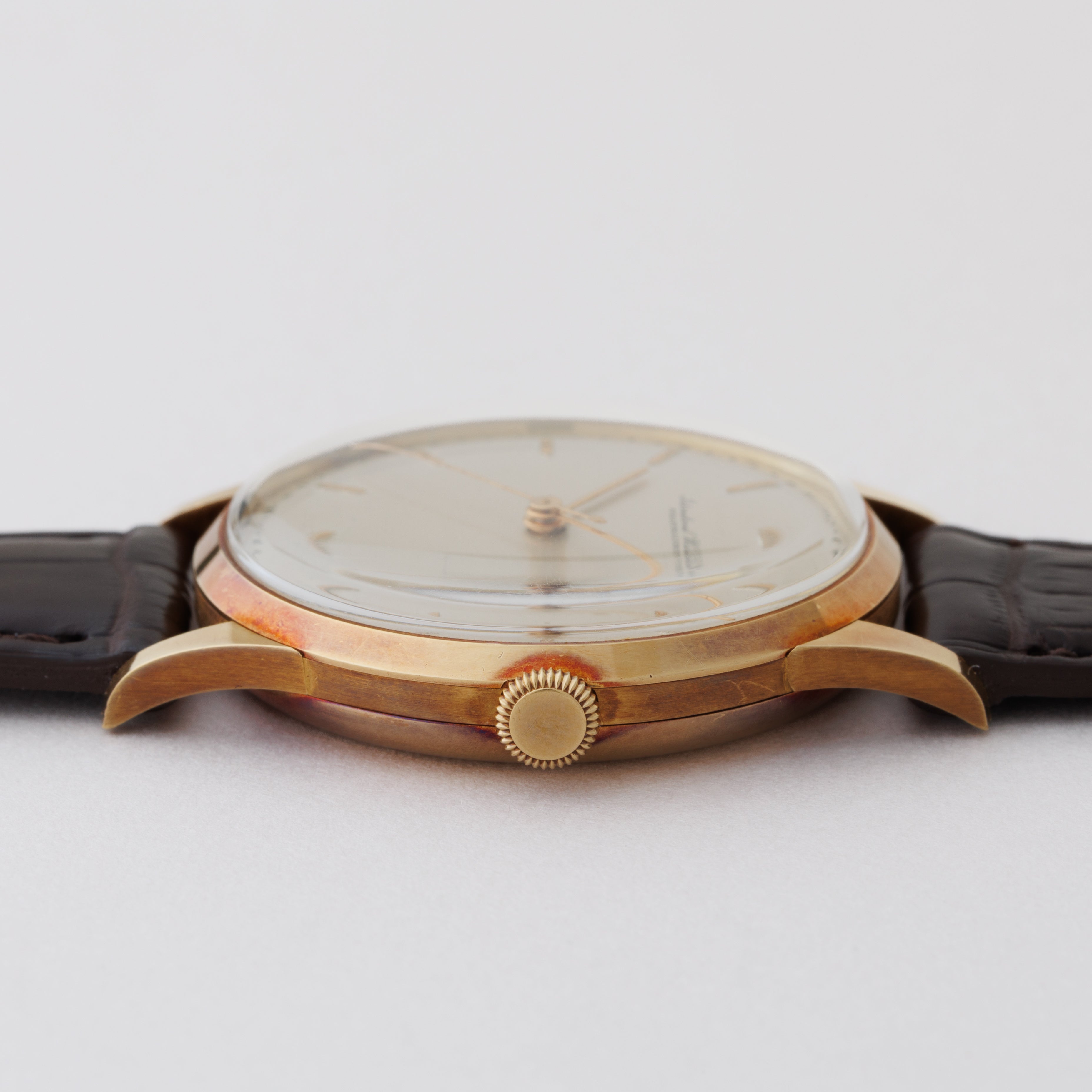 IWC ラウンドケース 1948年製 18金イエローゴールド 手巻き Cal.89 裏スケルトン加工 オリジナル裏蓋付き