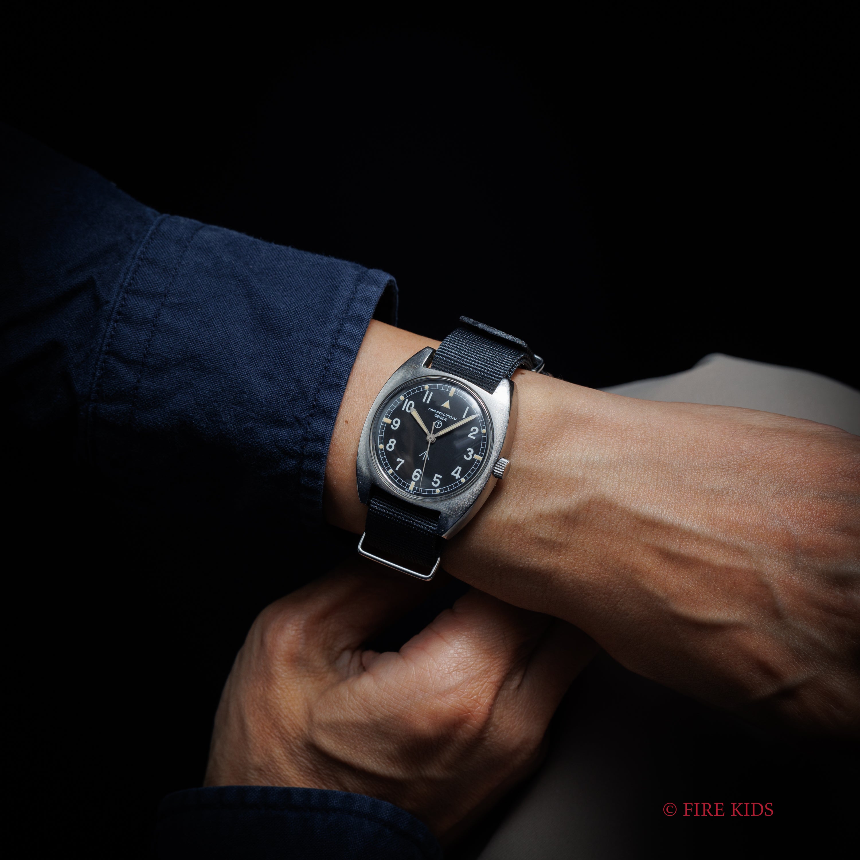 ハミルトン イギリス空軍 手巻き 6bb トノー型 ミリタリー 1970年代製 1974年支給品