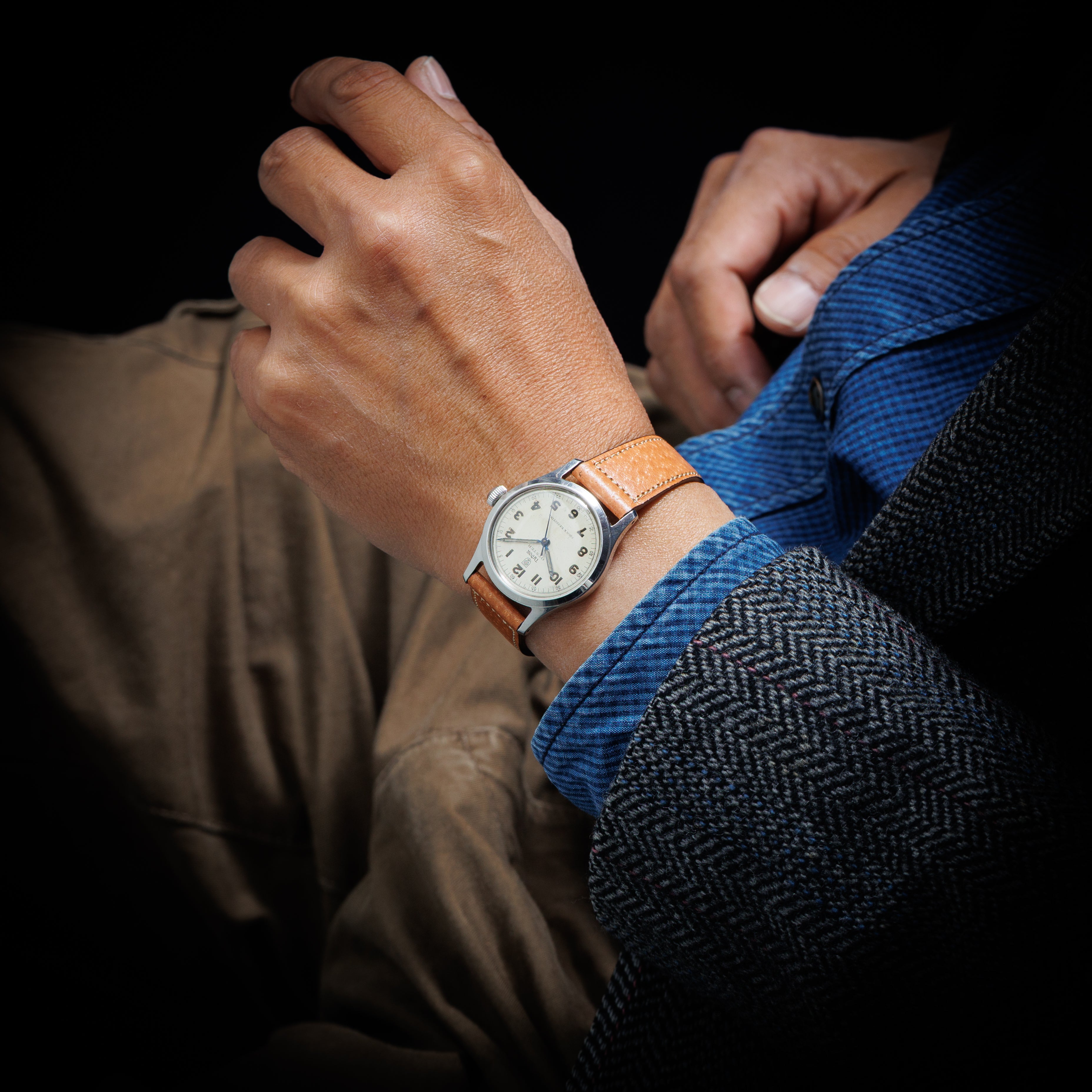 チューダー オイスター 盾薔薇 アラビアダイアル 手巻き 1945年製 Ref.4453