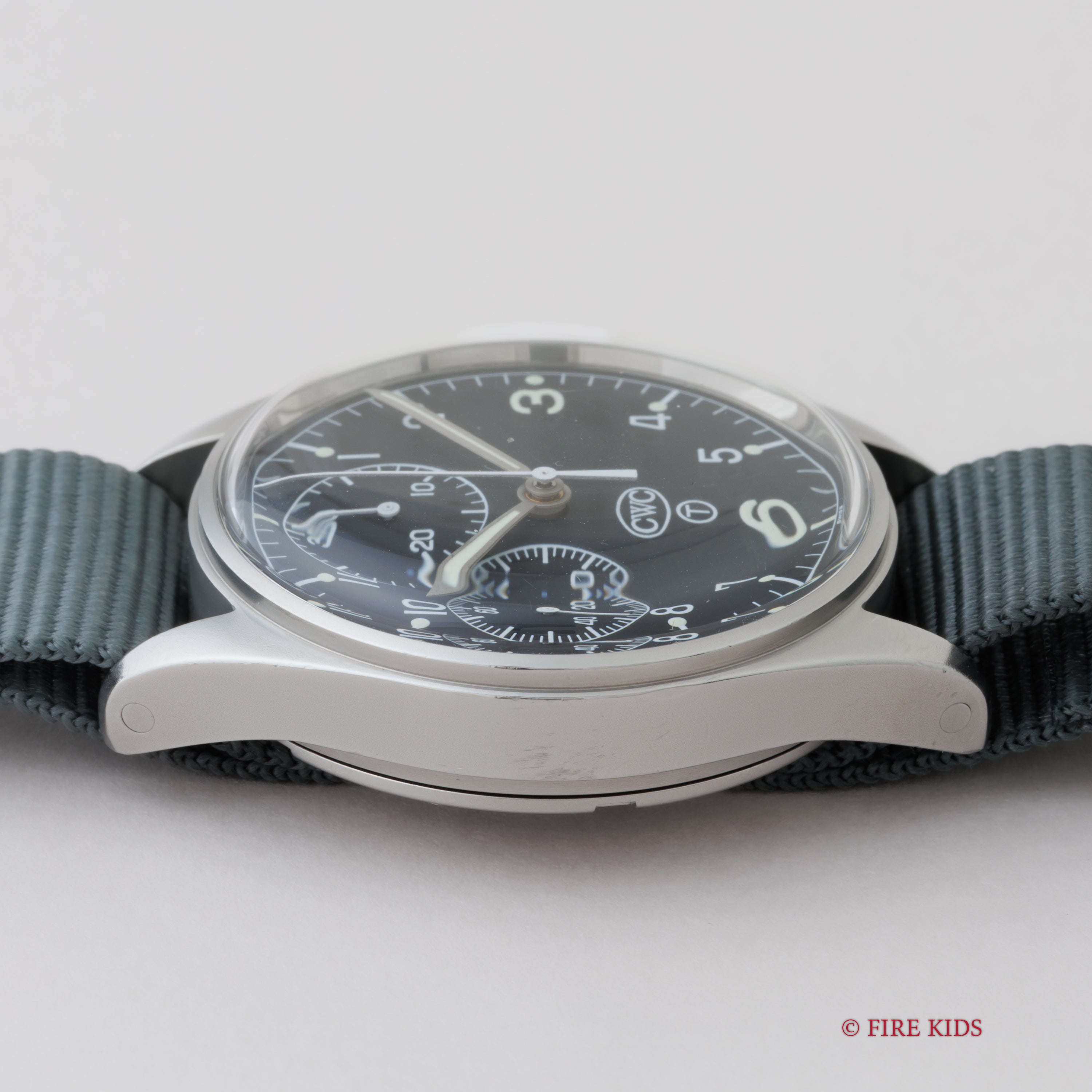 CWC 1990年代製 ブロードアロー ミリタリークロノグラフ 6645‐99 924-3306