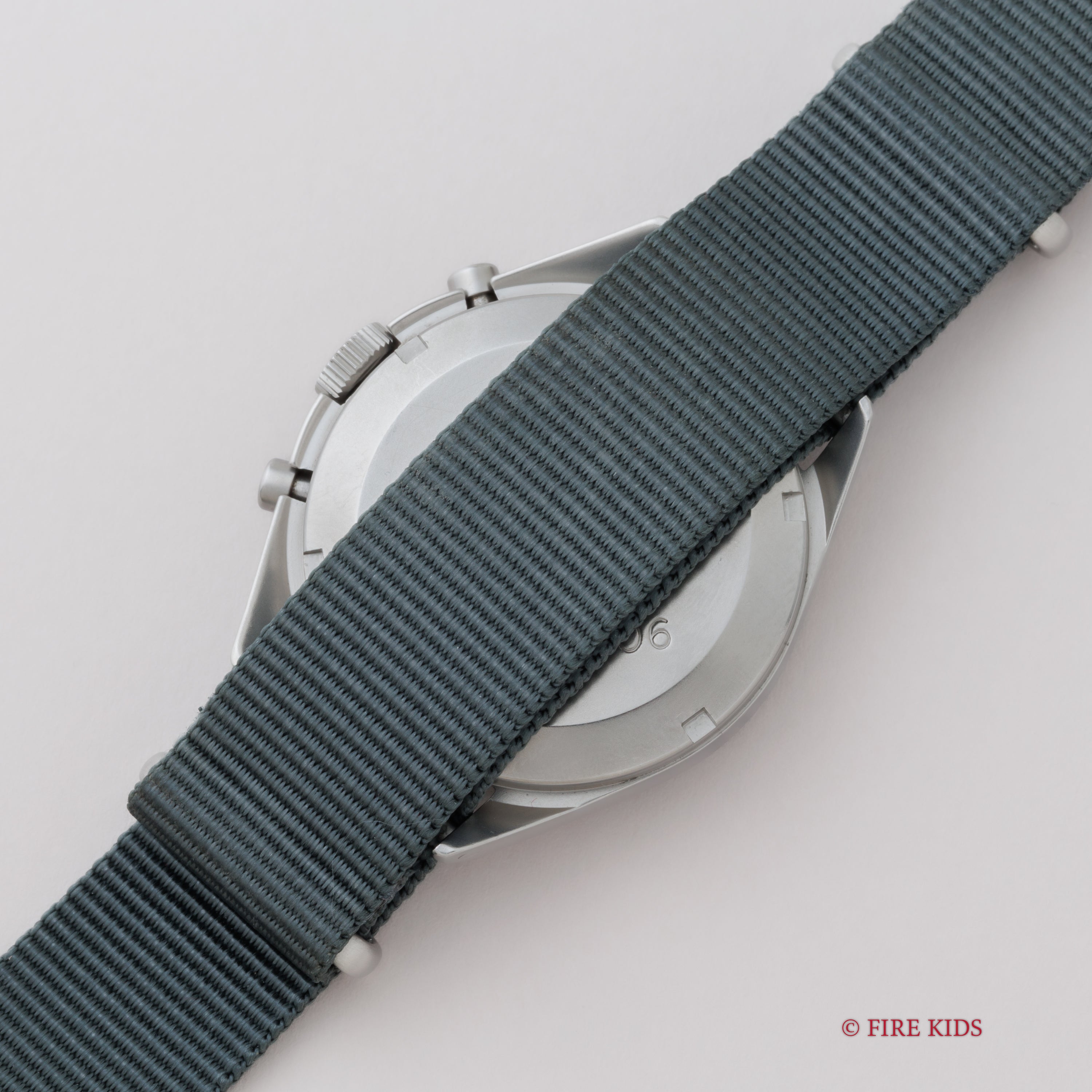 CWC 1990年代製 ブロードアロー ミリタリークロノグラフ 6645‐99 924-3306