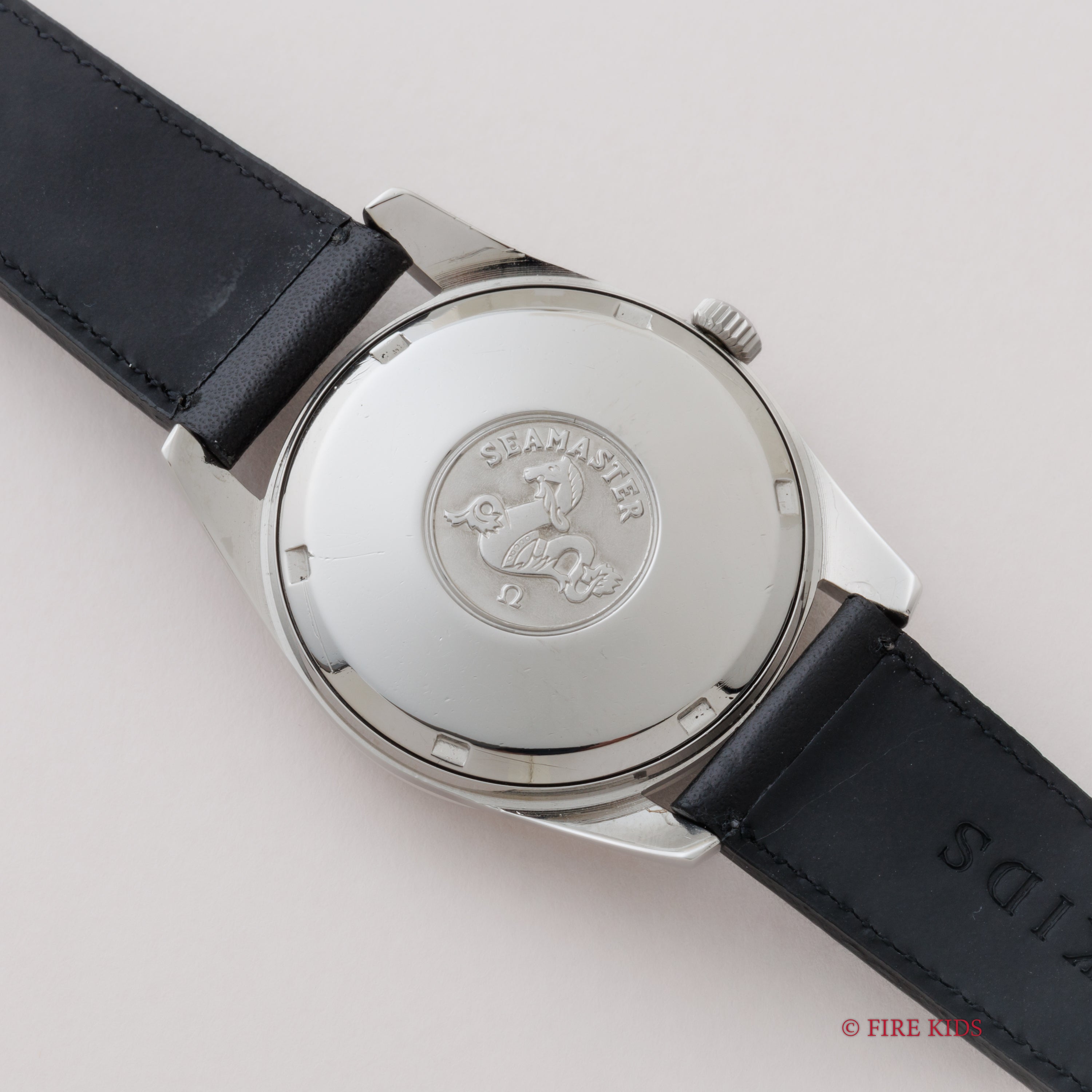 オメガ シーマスタークロノメーター 1969年製 Ref.166.010SP シルバーダイヤル