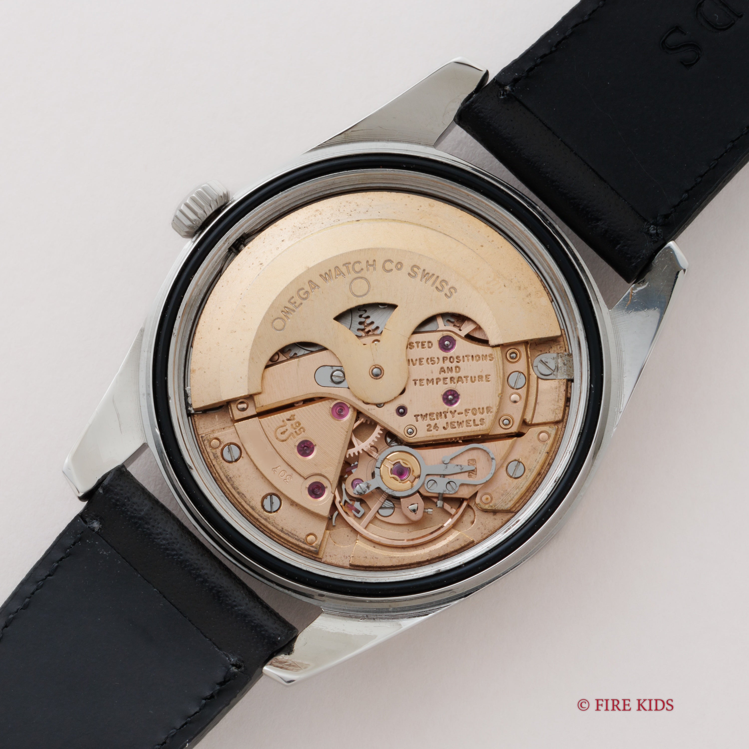 オメガ シーマスタークロノメーター 1969年製 Ref.166.010SP シルバーダイヤル