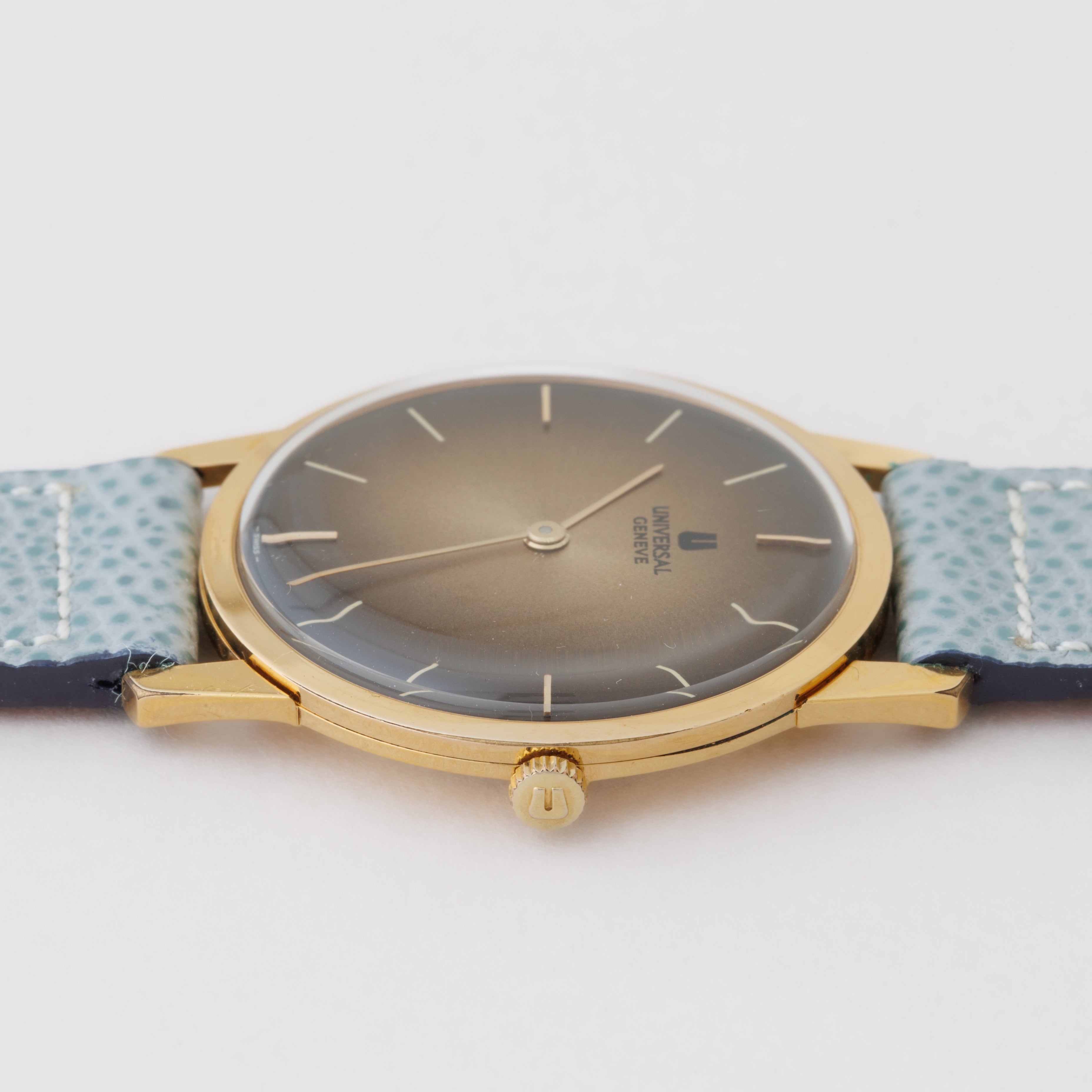 ユニバーサル・ジュネーブ アルテッセ ブラウングラデ―ション 手巻き 1970年代製 金張り Ref.542101 Cal.1-42