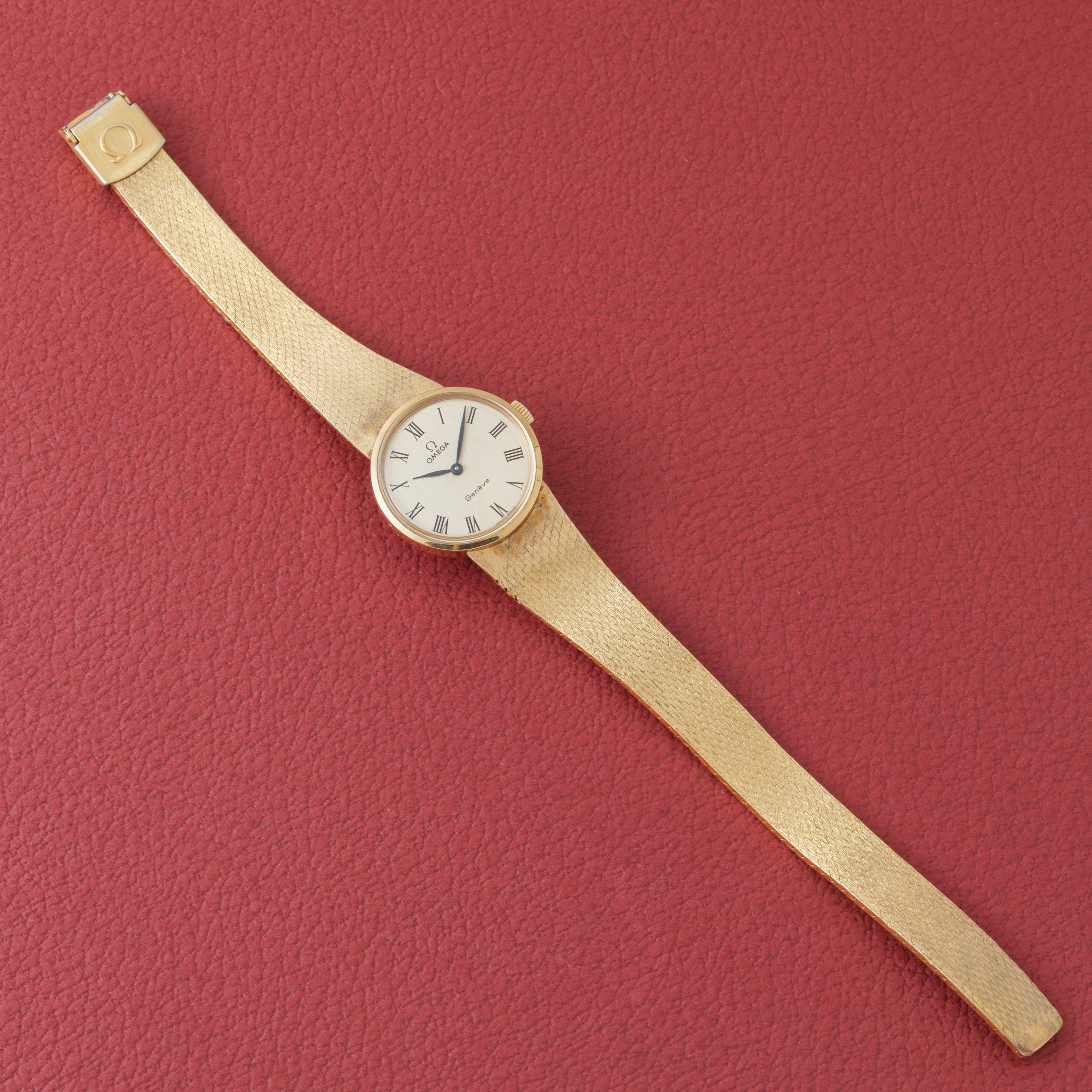 オメガ ジュネーブ 手巻き レディース 1974年製 金張り Ref.711.2022 Cal.625