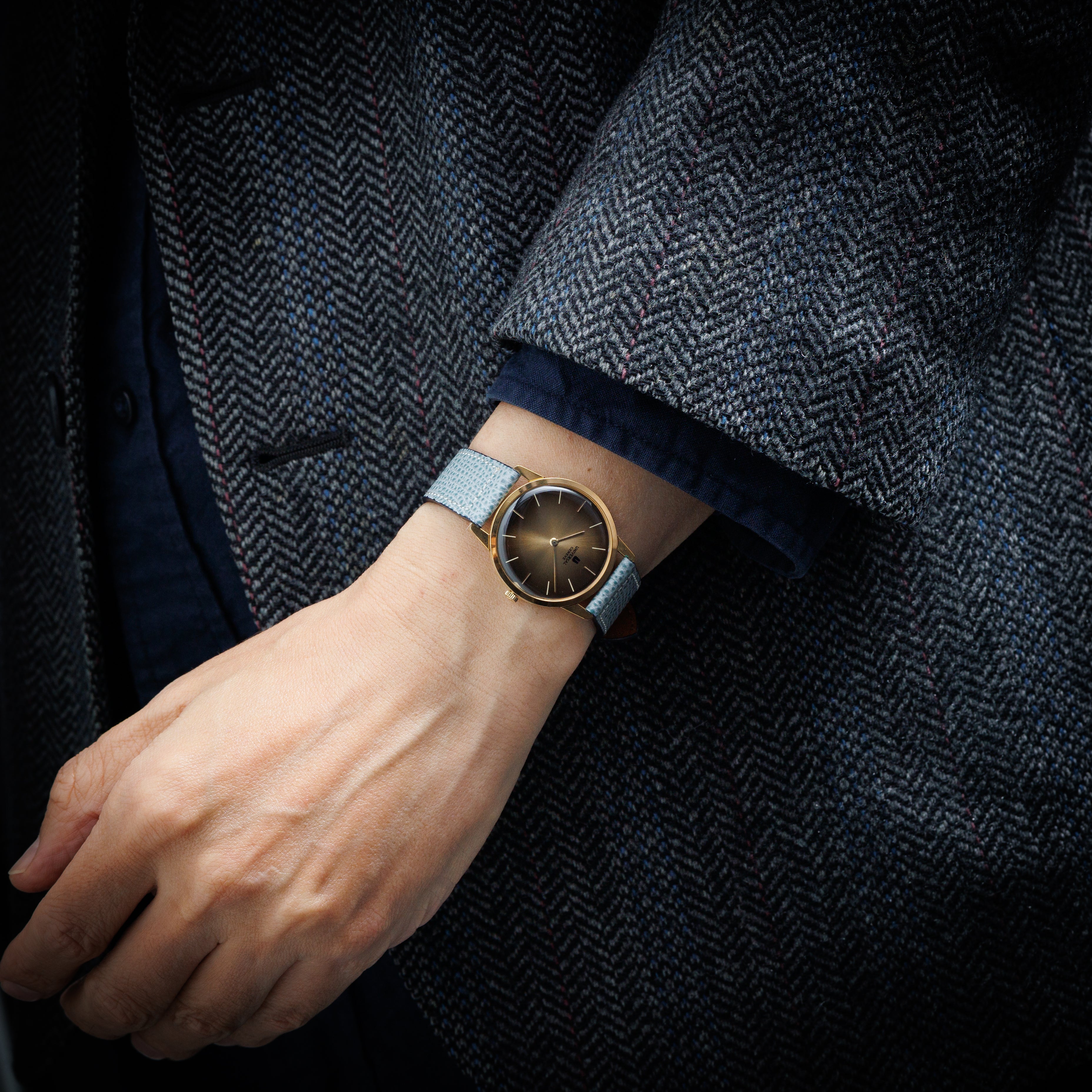 ユニバーサル・ジュネーブ アルテッセ ブラウングラデ―ション 手巻き 1970年代製 金張り Ref.542101 Cal.1-42